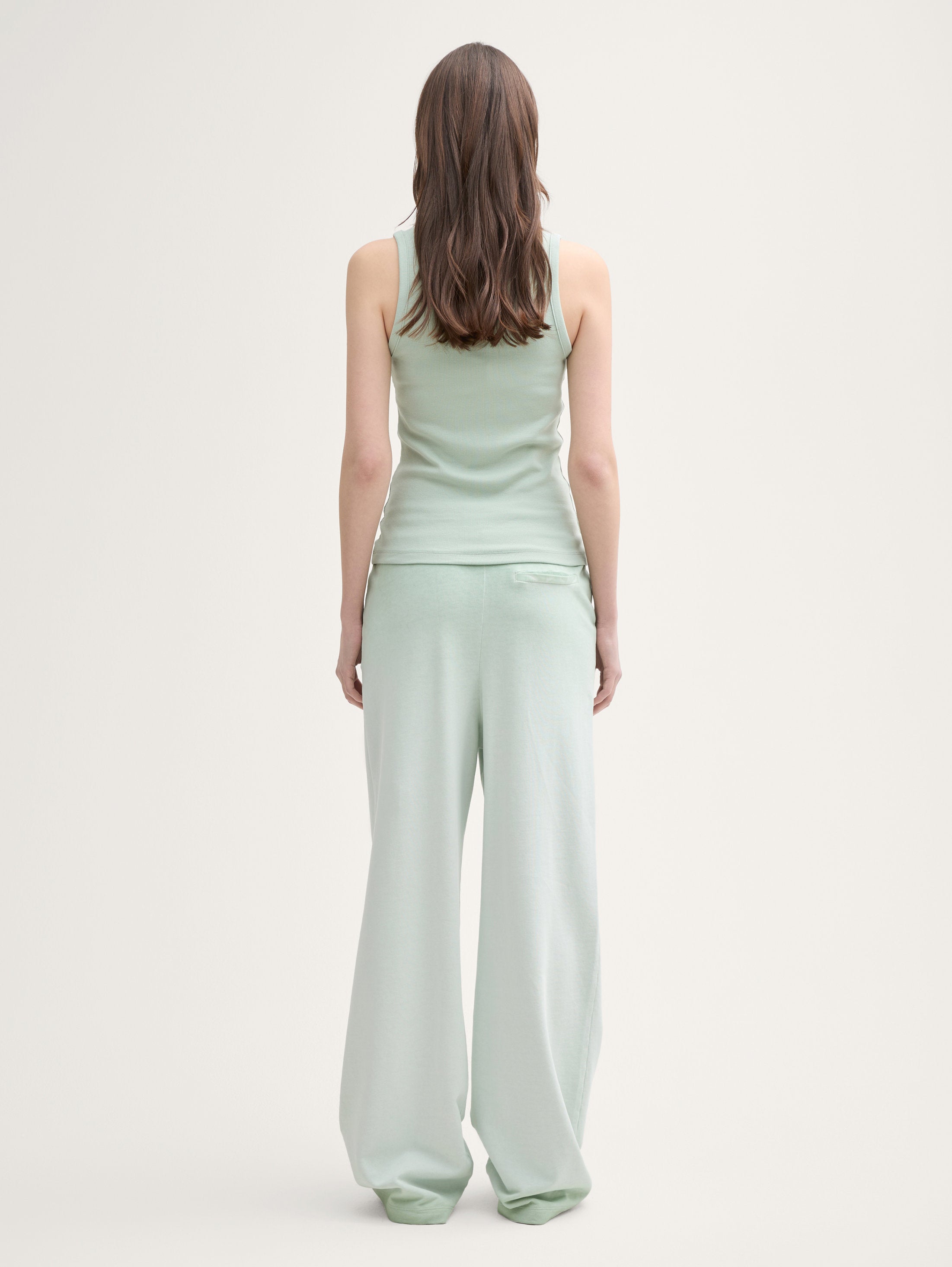 Tom Tailor_Wide Leg Jogging Trousers_1046068_13632_02