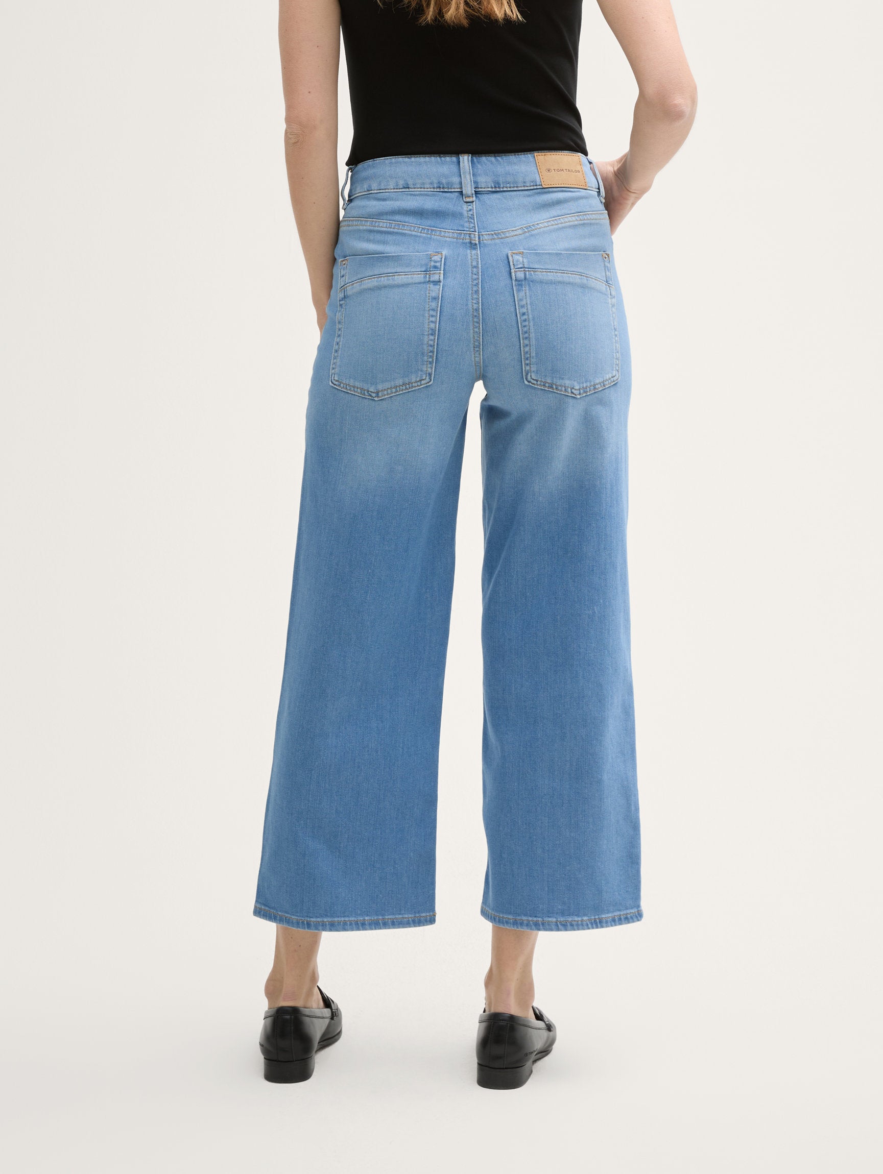 Tom Tailor_Culotte Jeans with Button Placket_1046584_10112_02