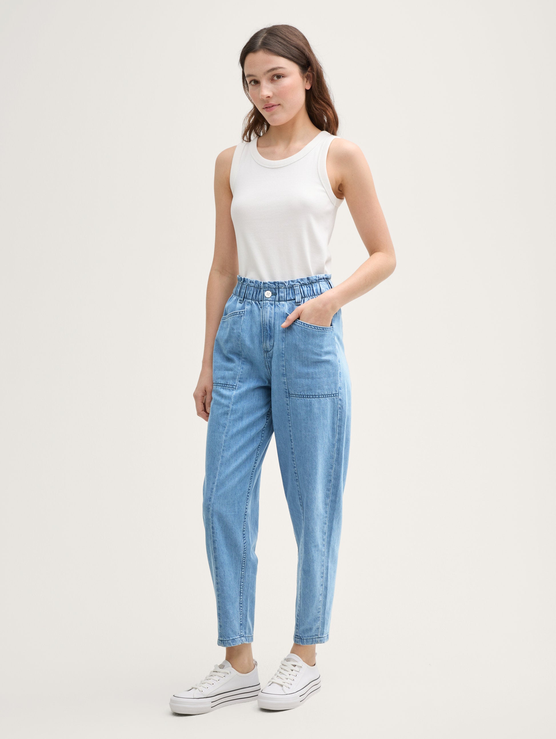 Tom Tailor_Paperbag Barrel Jeans_1046697_10117_01