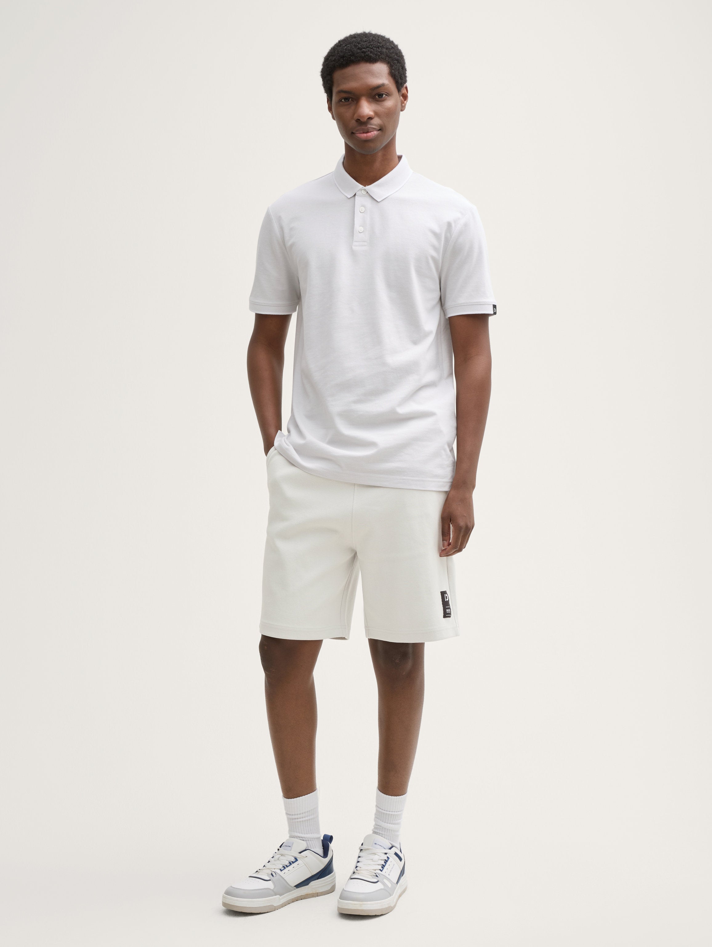Tom Tailor_Relaxed Fit Sweatshorts with Stretch_1046848_15277_01
