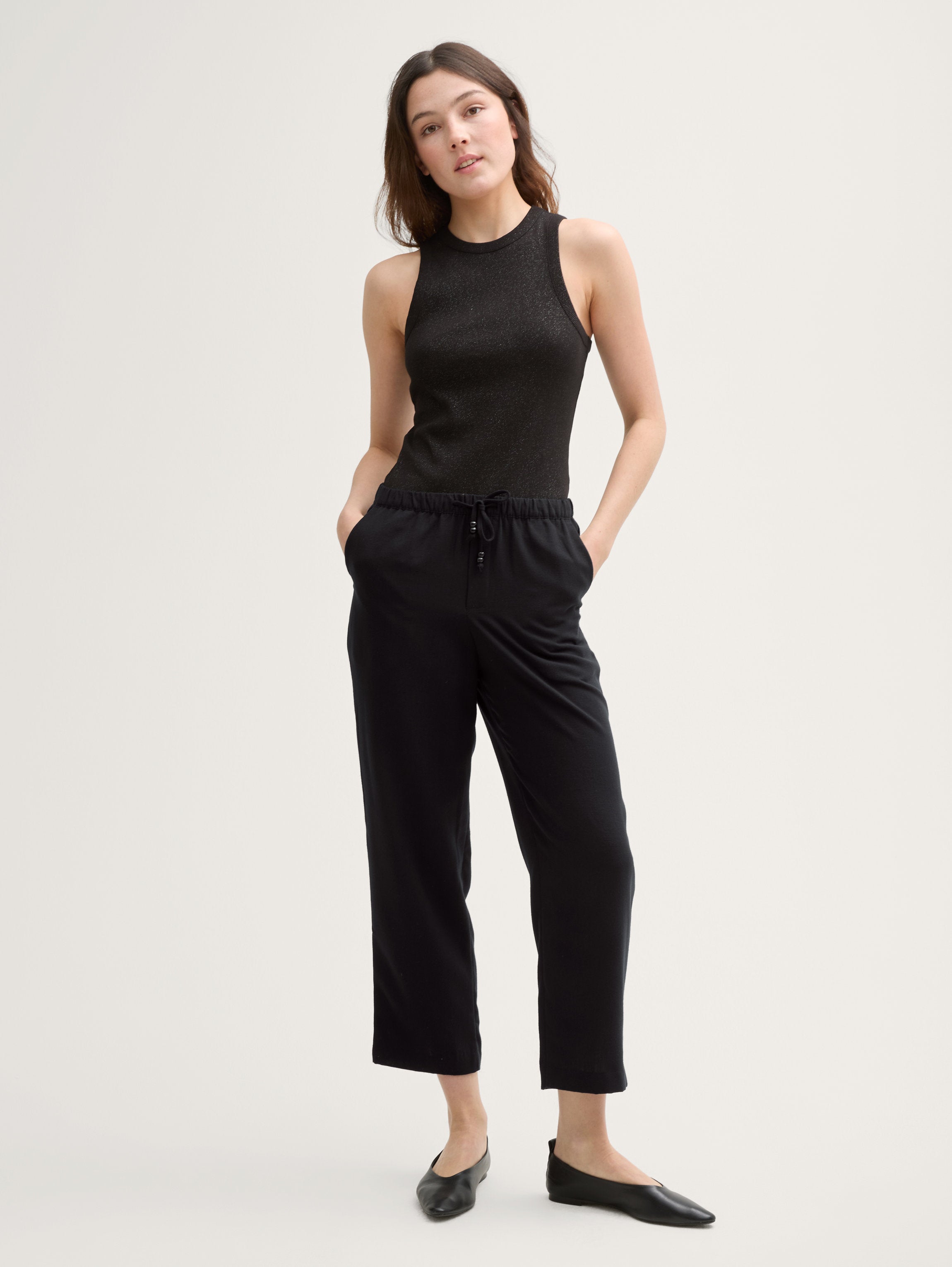 Tom Tailor_Cropped Loose Fit Trousers_1046863_14482_01