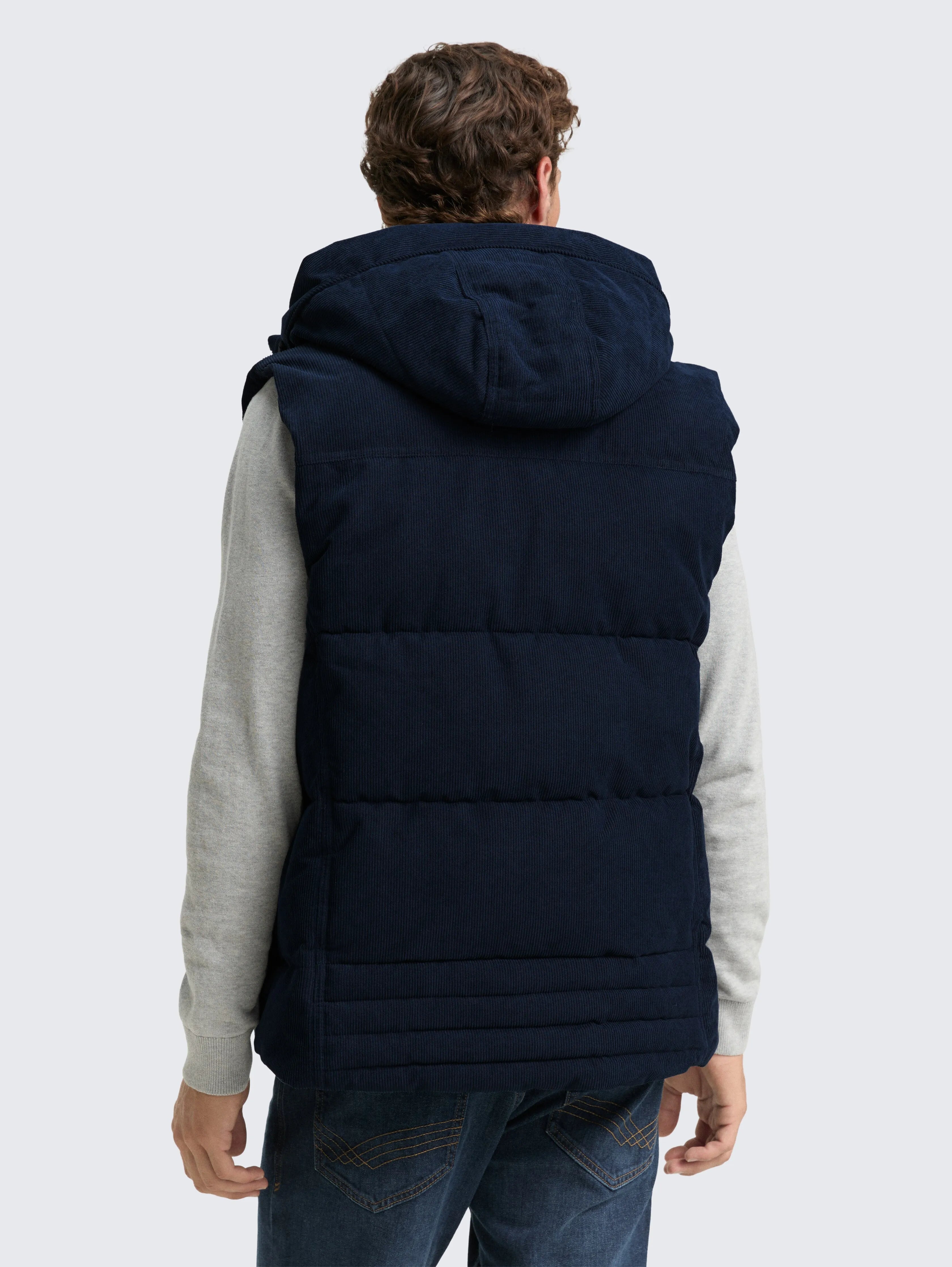 Tom Tailor_Black_Puffer Waistcoat with Detachable Hood_1046976_10668_03