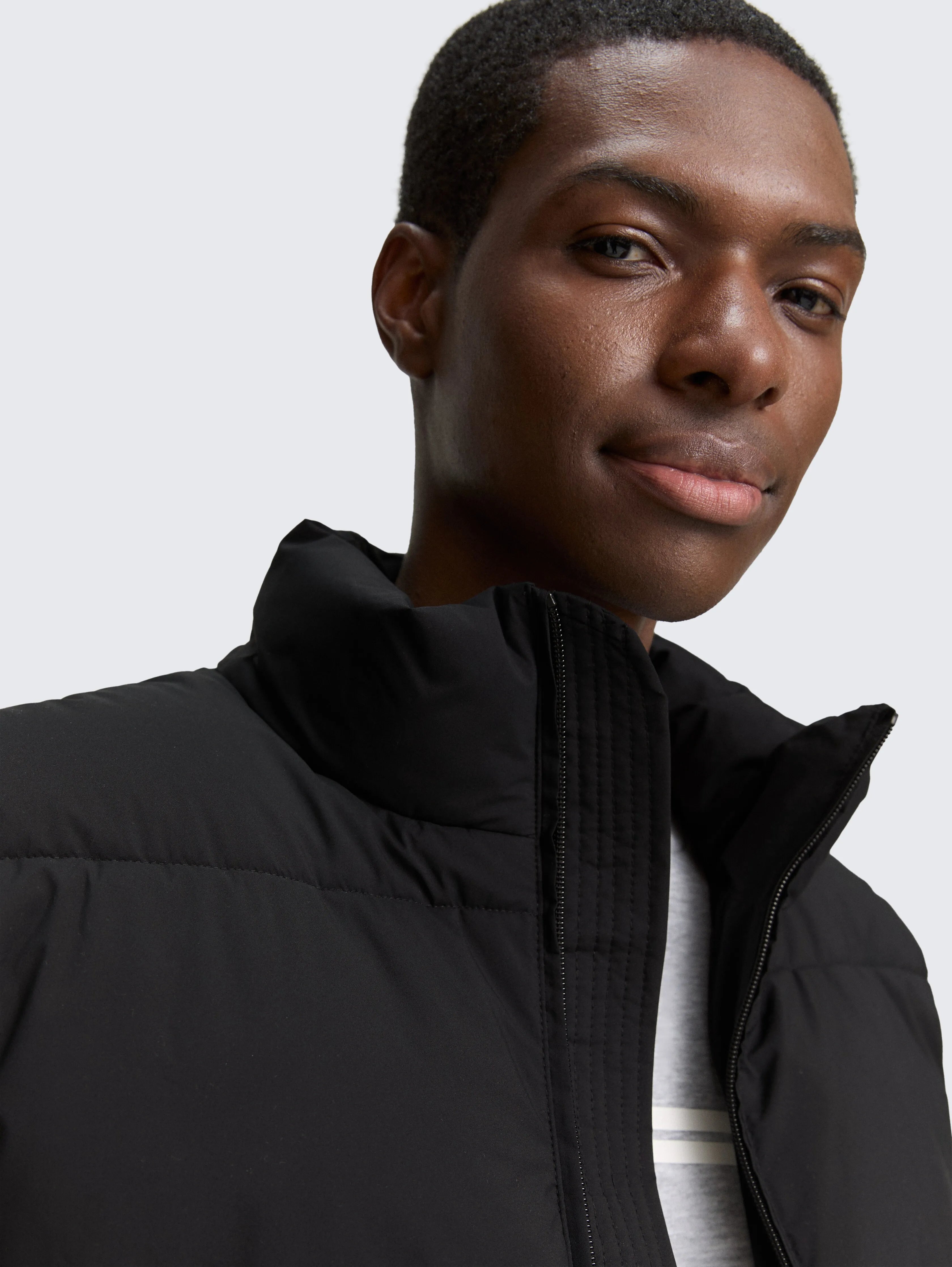 Tom Tailor_0_Puffer Waistcoat with Stand-Up Collar_1047257_29999_05