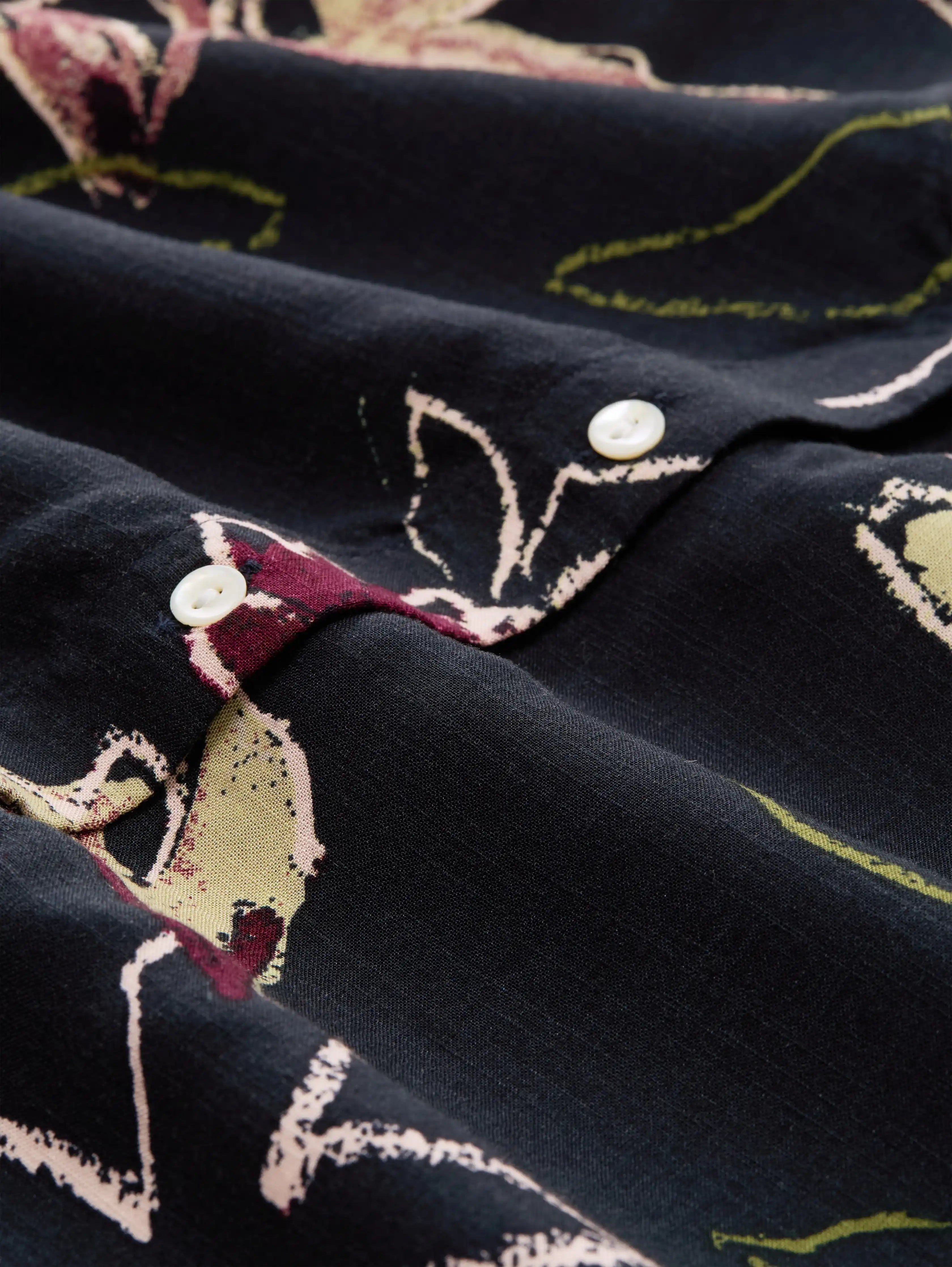 Tom Tailor_0_Loose Fit Blouse with Pattern_1047584_38400_06