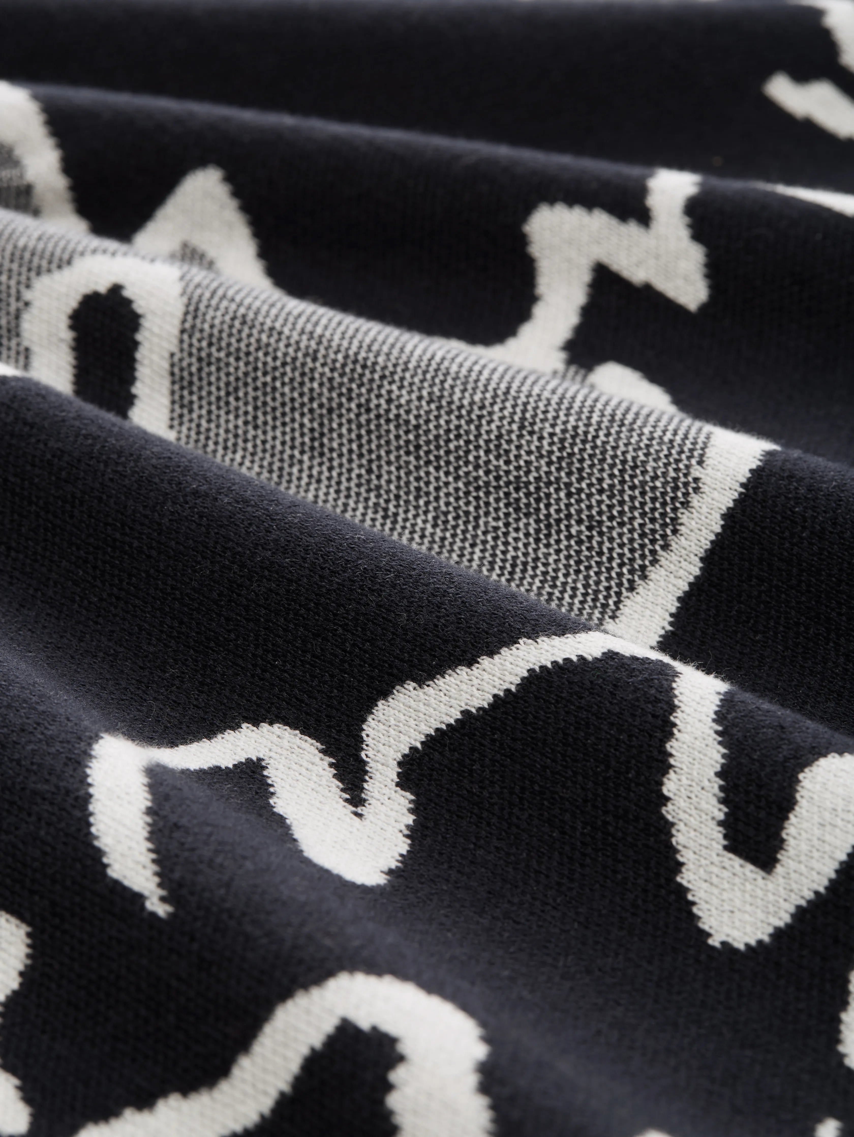 Tom Tailor_0_Loose Fit Knitted Jumper with Pattern_1047684_38709_06