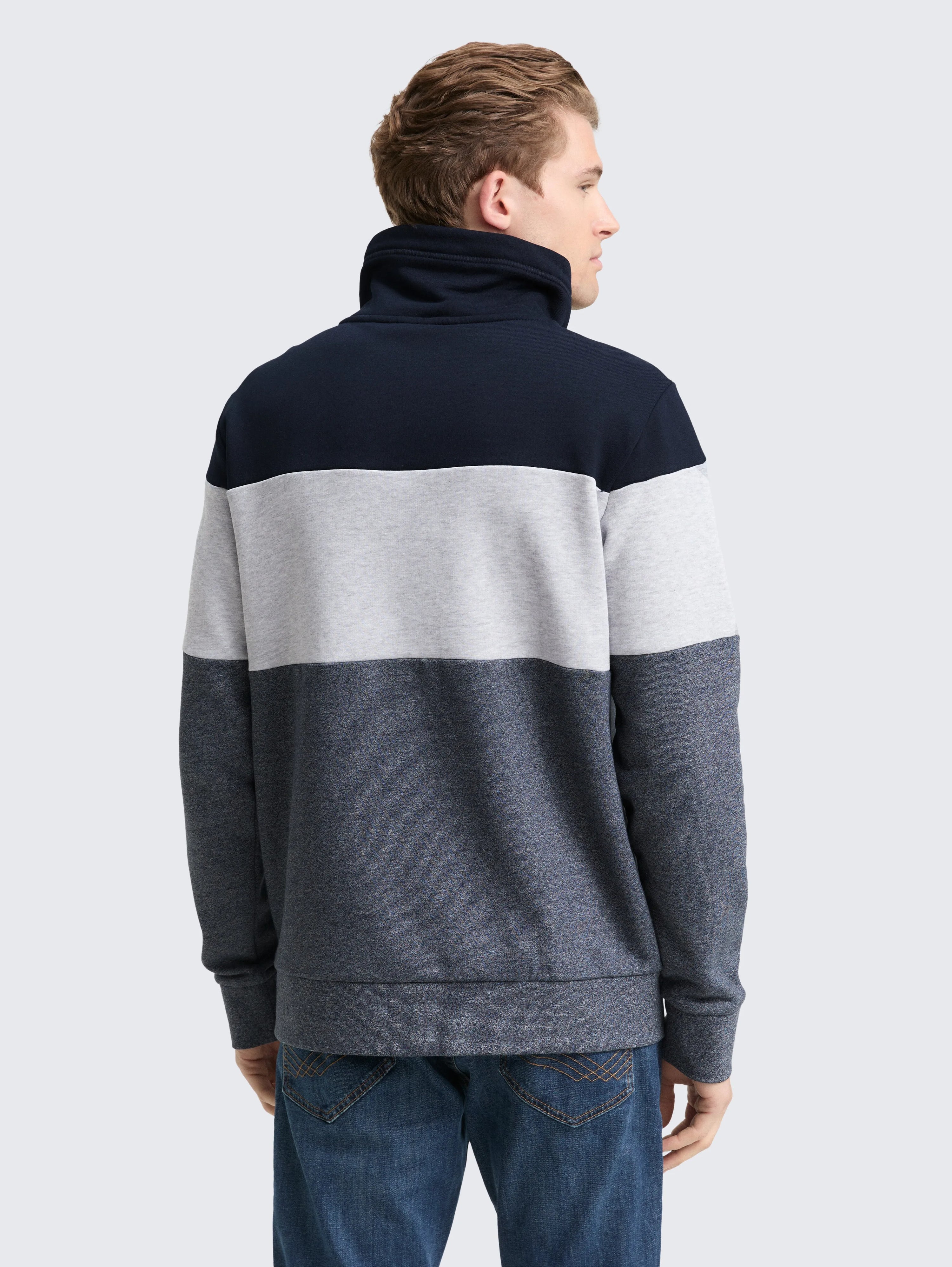 Tom Tailor_Red_Snood Colour-Block Sweatshirt_1047771_19932_03