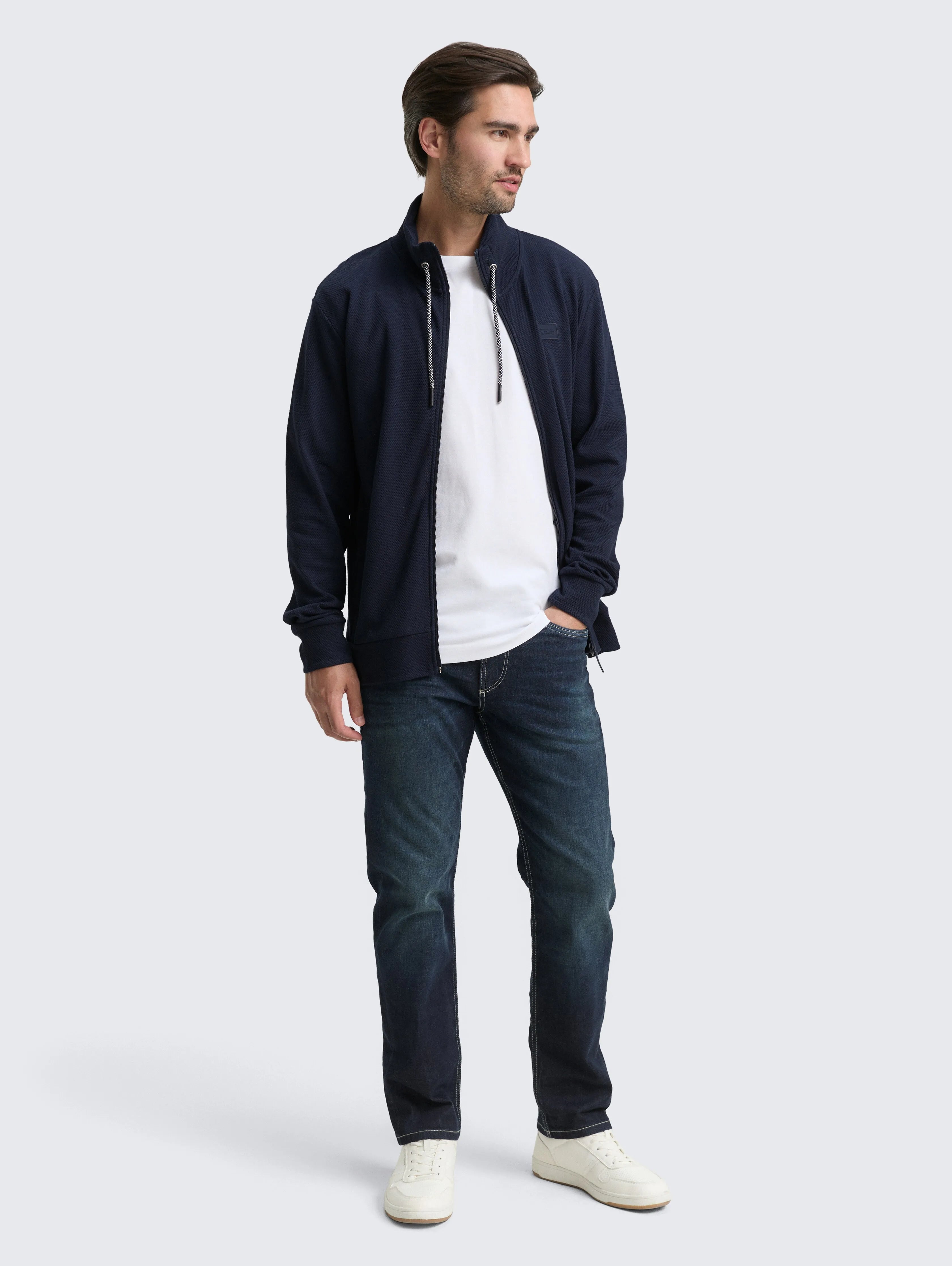 Tom Tailor_0_Ultralight Sweat Jacket with Stand-Up Collar_1047792_10668_01