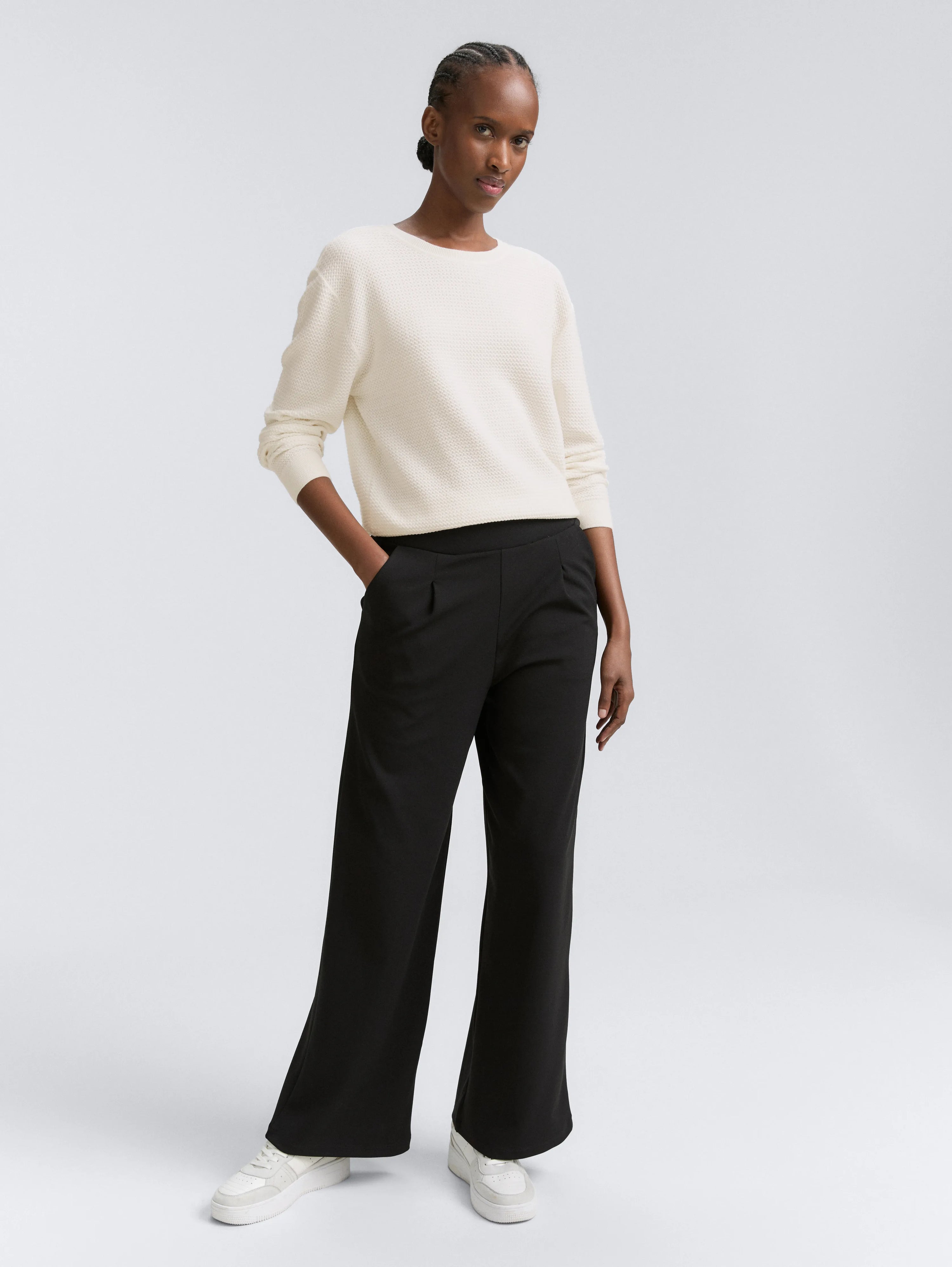 Tom Tailor_0_Knitted Jumper with Round Neck_1047882_10332_03