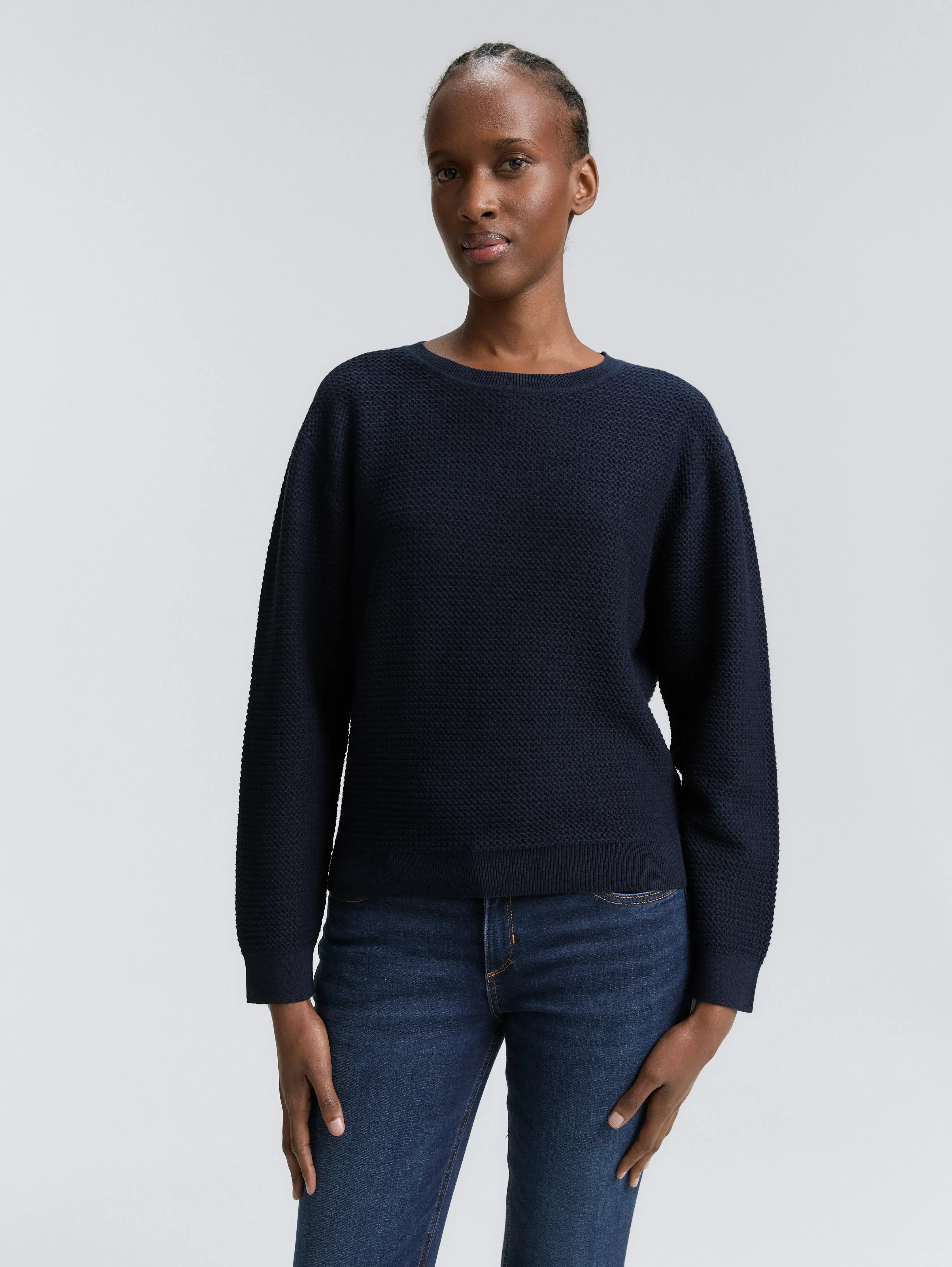 Tom Tailor_0_Knitted Jumper with Round Neck_1047882_10668_02