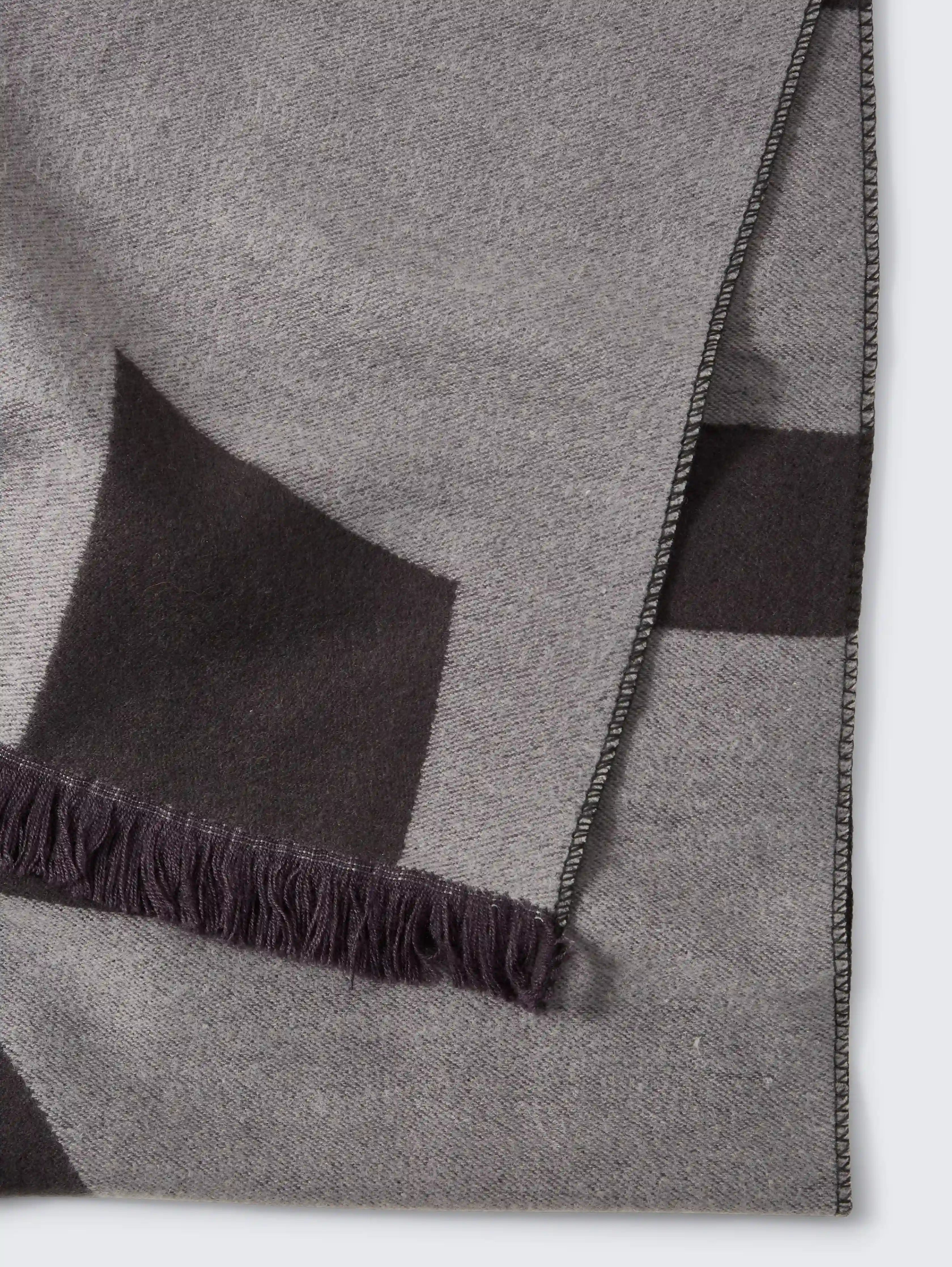 Tom Tailor_0_Scarf with Pattern_1047919_39379_03