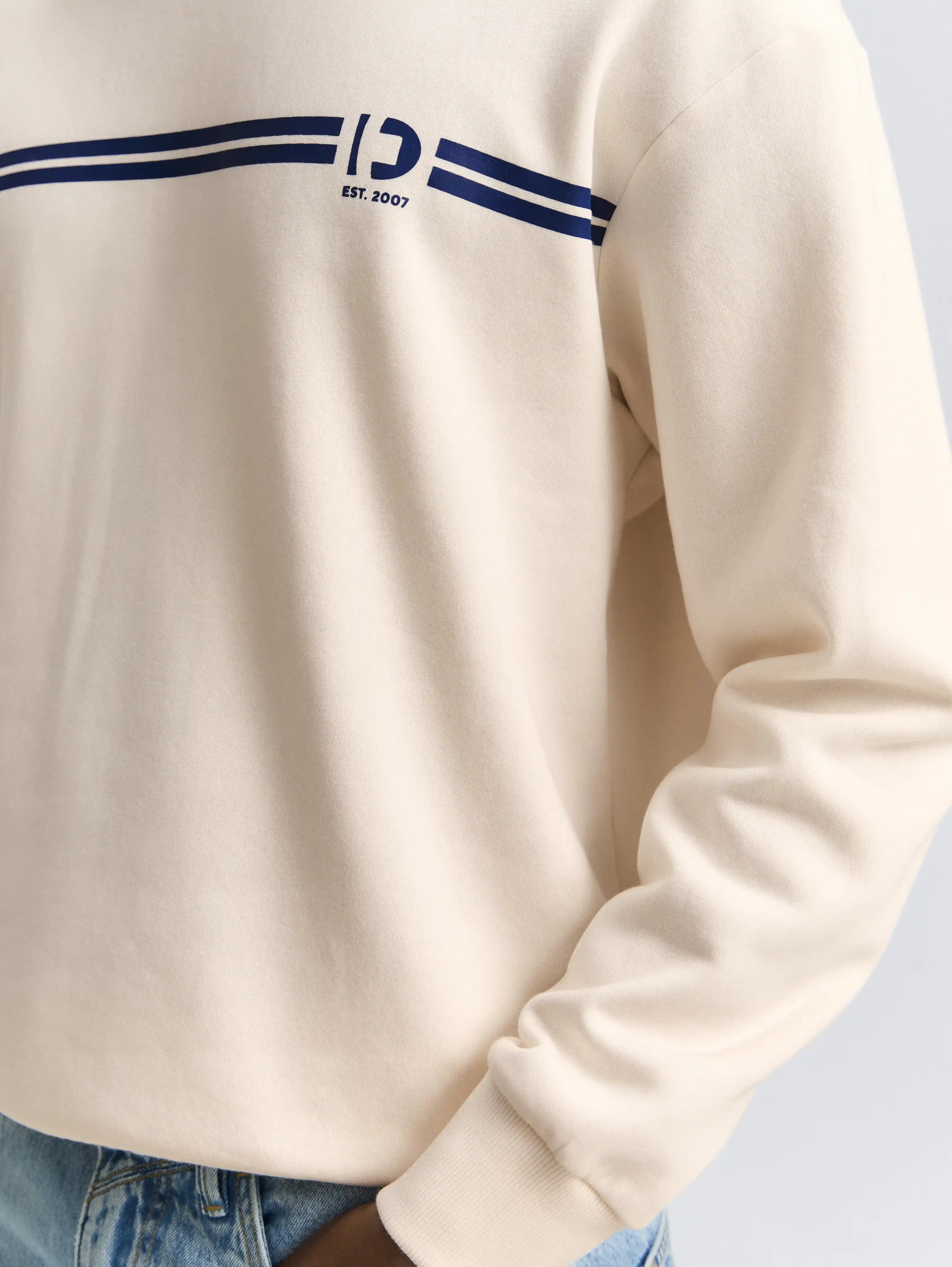 Tom Tailor_0_Crewneck Sweatshirt with Print_1047941_10348_05