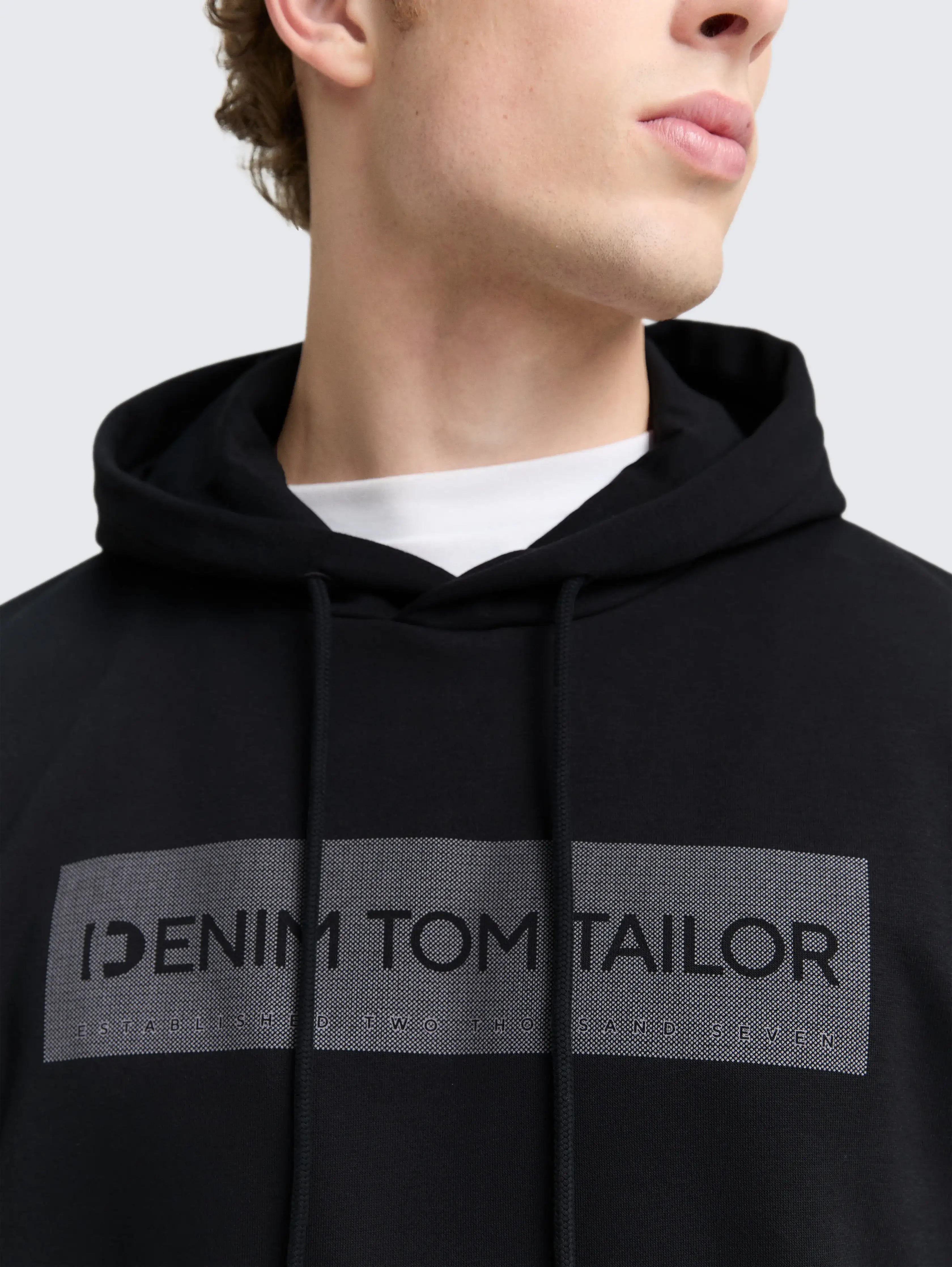 Tom Tailor_0_Hoodie Sweatshirt with Print_1047942_10429_05