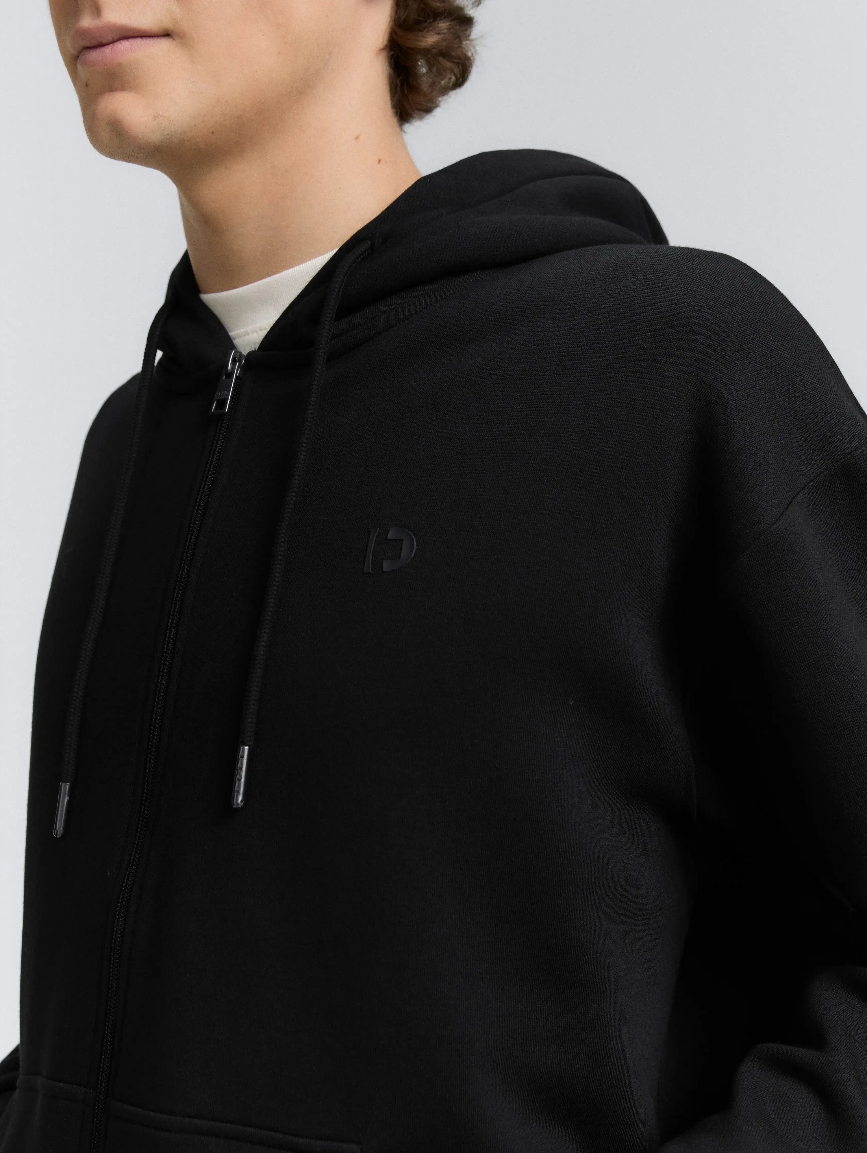 Tom Tailor_0_Hoodie Sweatshirt Jacket with Logo Print_1048078_29999_05