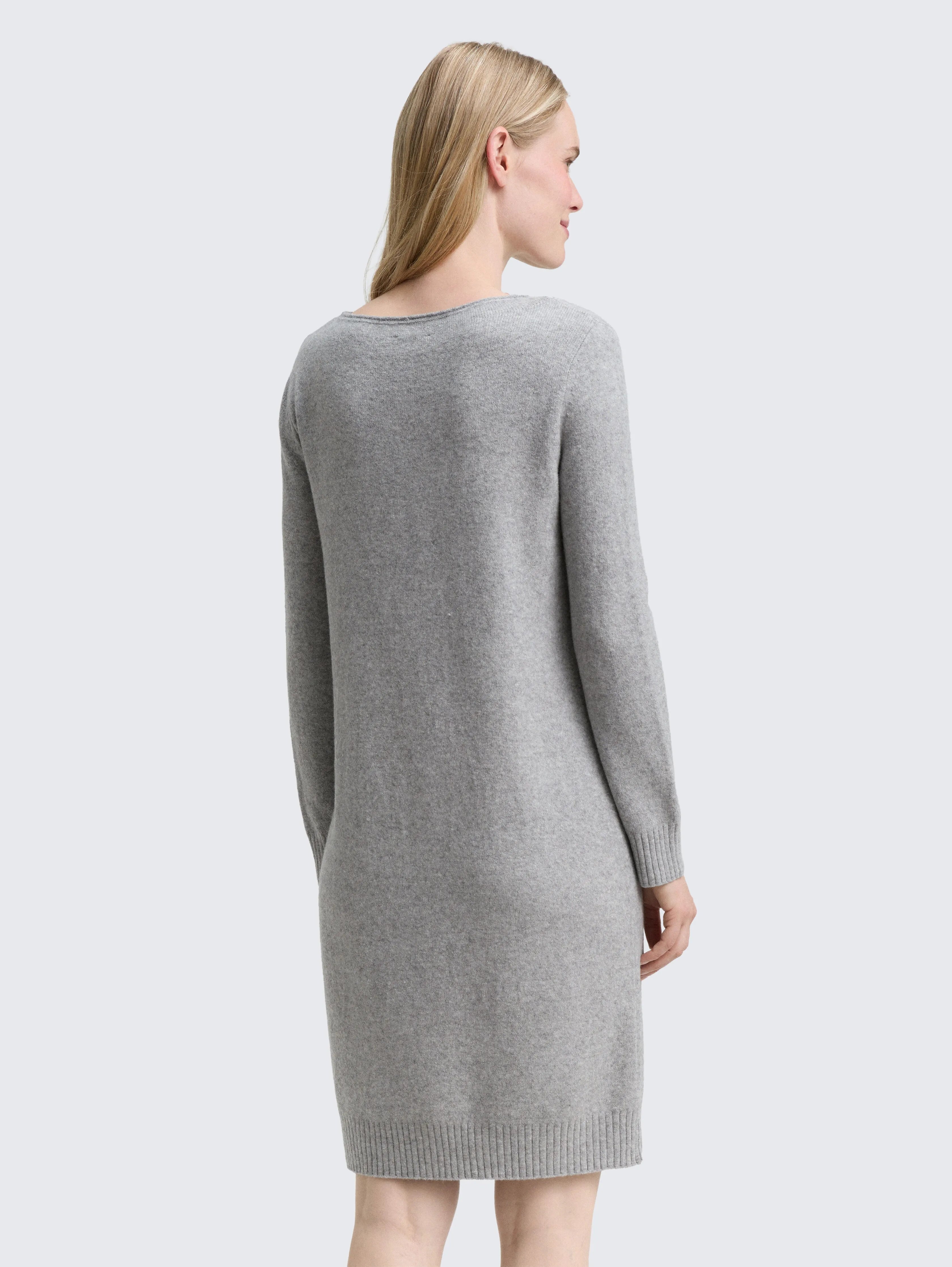 Tom Tailor_0_Knitted Dress with Boat Neckline_1048321_21373_03