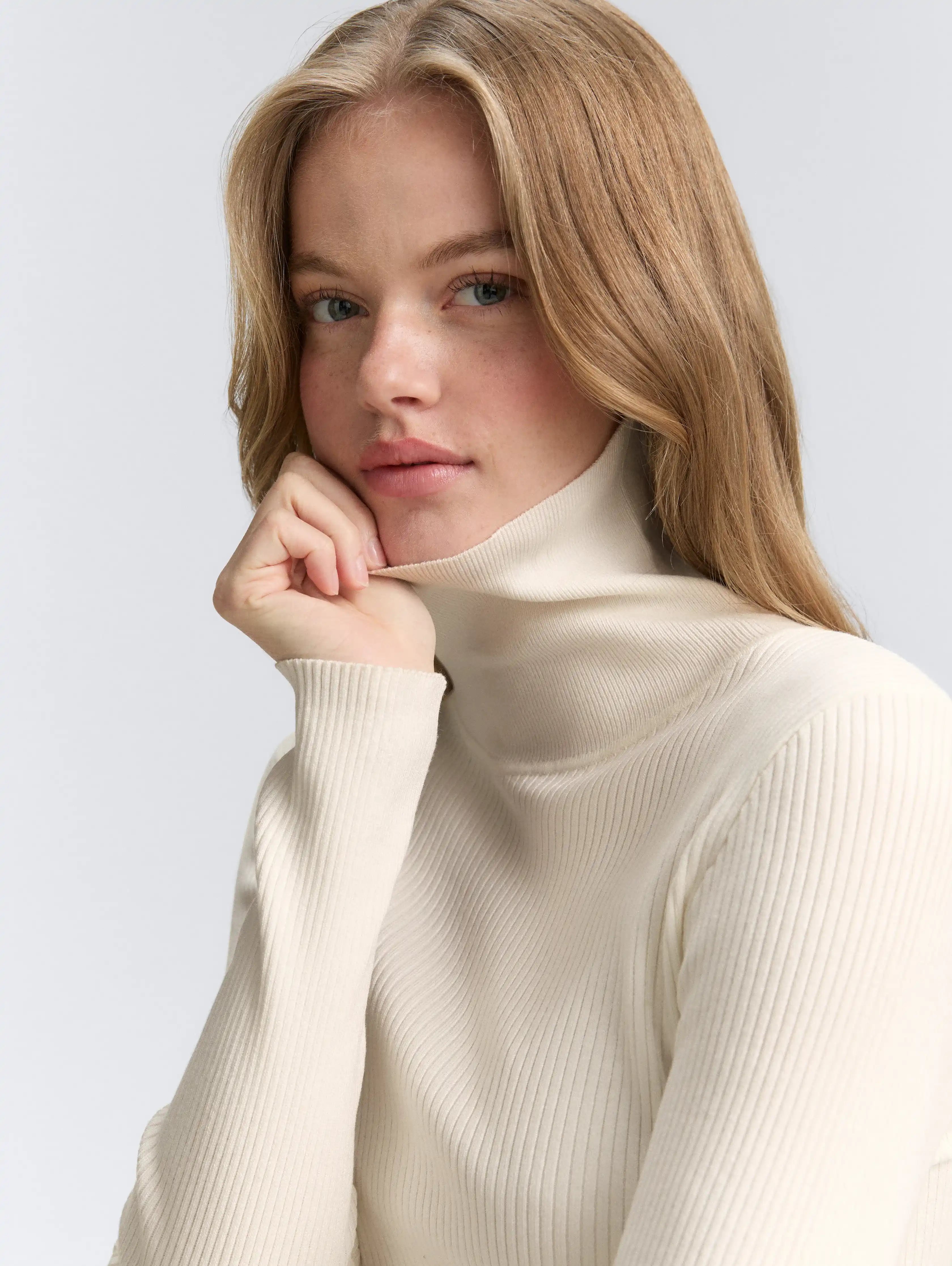 Tom Tailor_0_Ribbed Turtleneck Jumper_1048339_10332_05