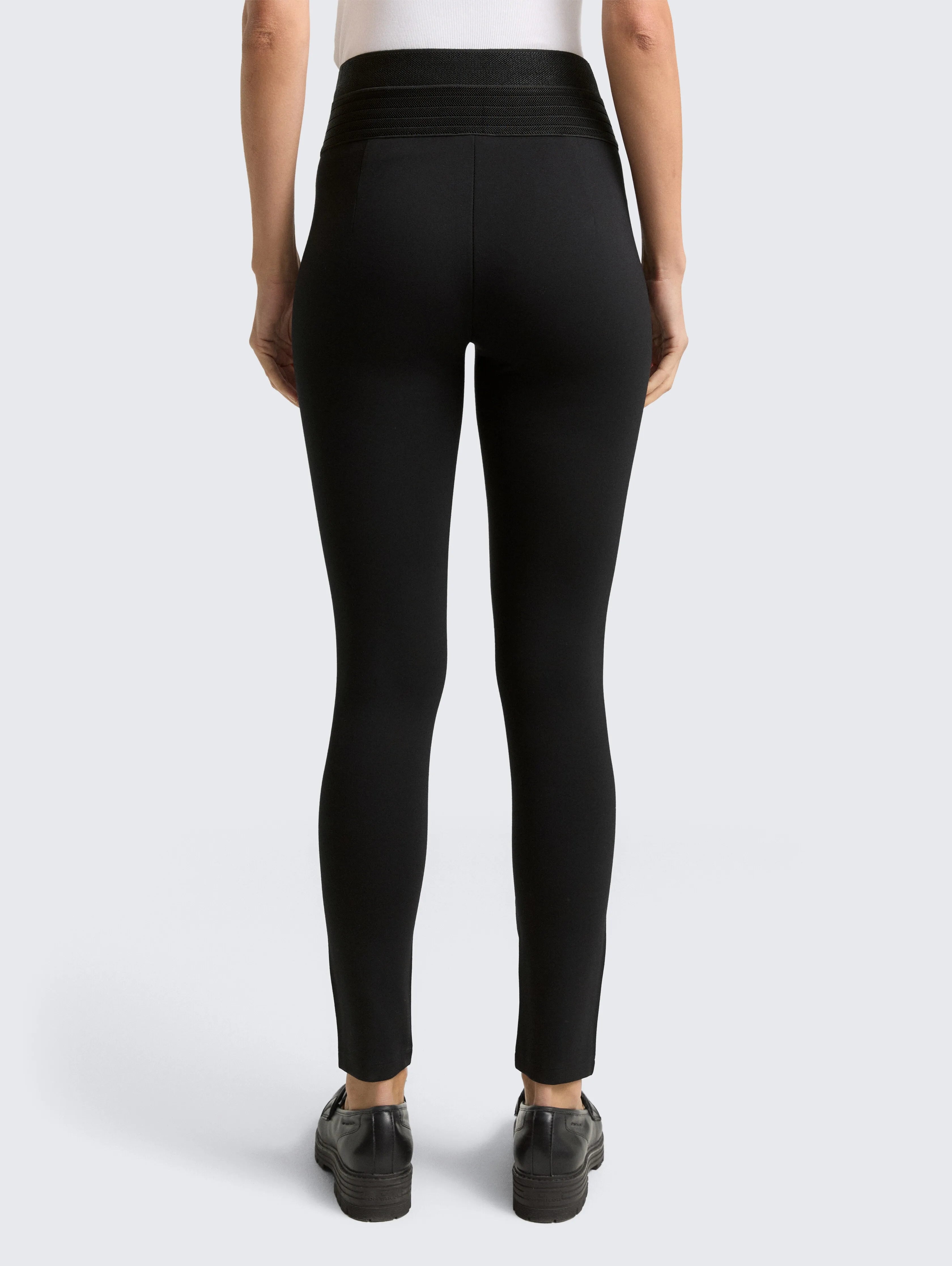 Tom Tailor_Beige_Treggings Trousers with Elasticated Waistband_1048842_14482_02