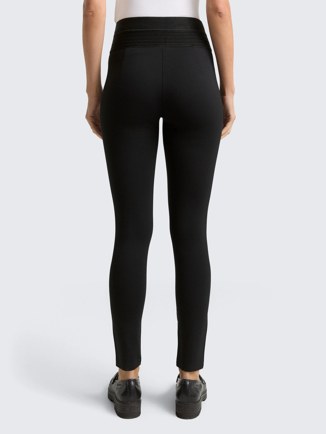 Tom Tailor_Beige_Treggings Trousers with Elasticated Waistband_1048842_14482_02