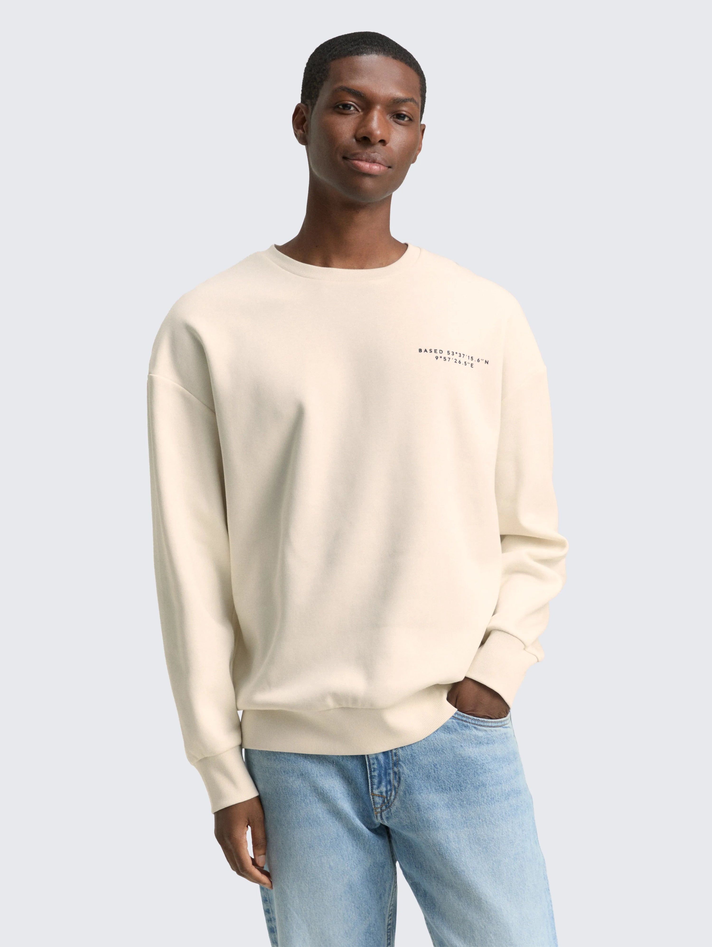 Tom Tailor_0_Relaxed Sweatshirt with Print_1049003_12906_02