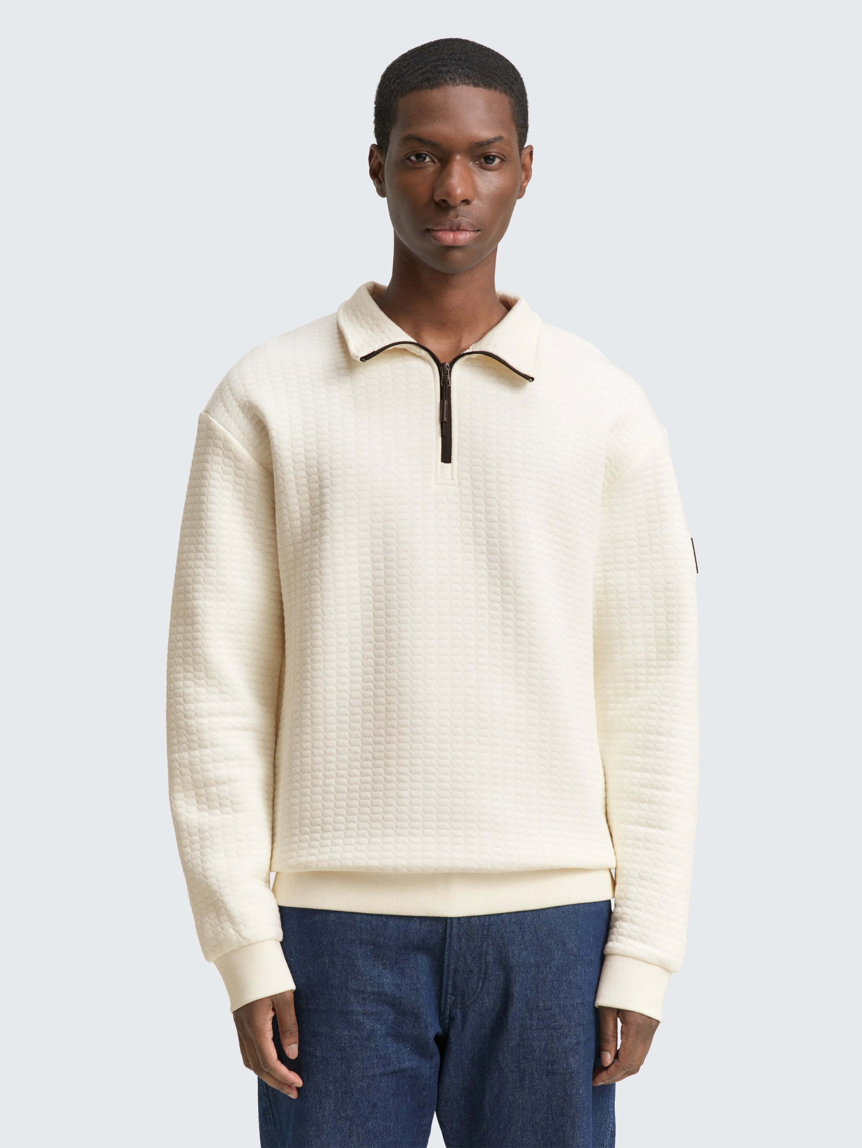 Tom Tailor_Blue_Troyer Sweatshirt with Logo Badge_1049006_12906_02