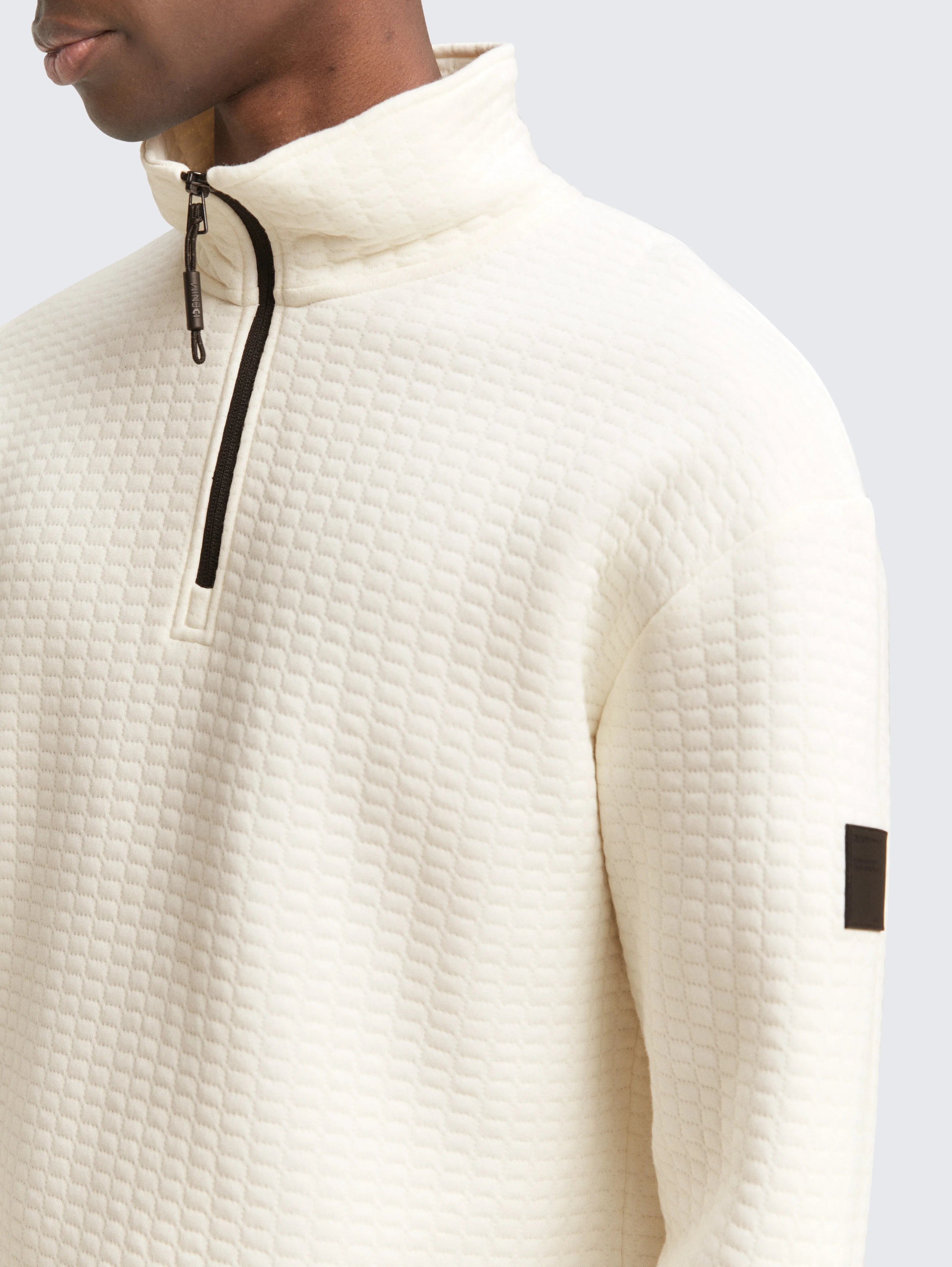 Tom Tailor_Blue_Troyer Sweatshirt with Logo Badge_1049006_12906_05