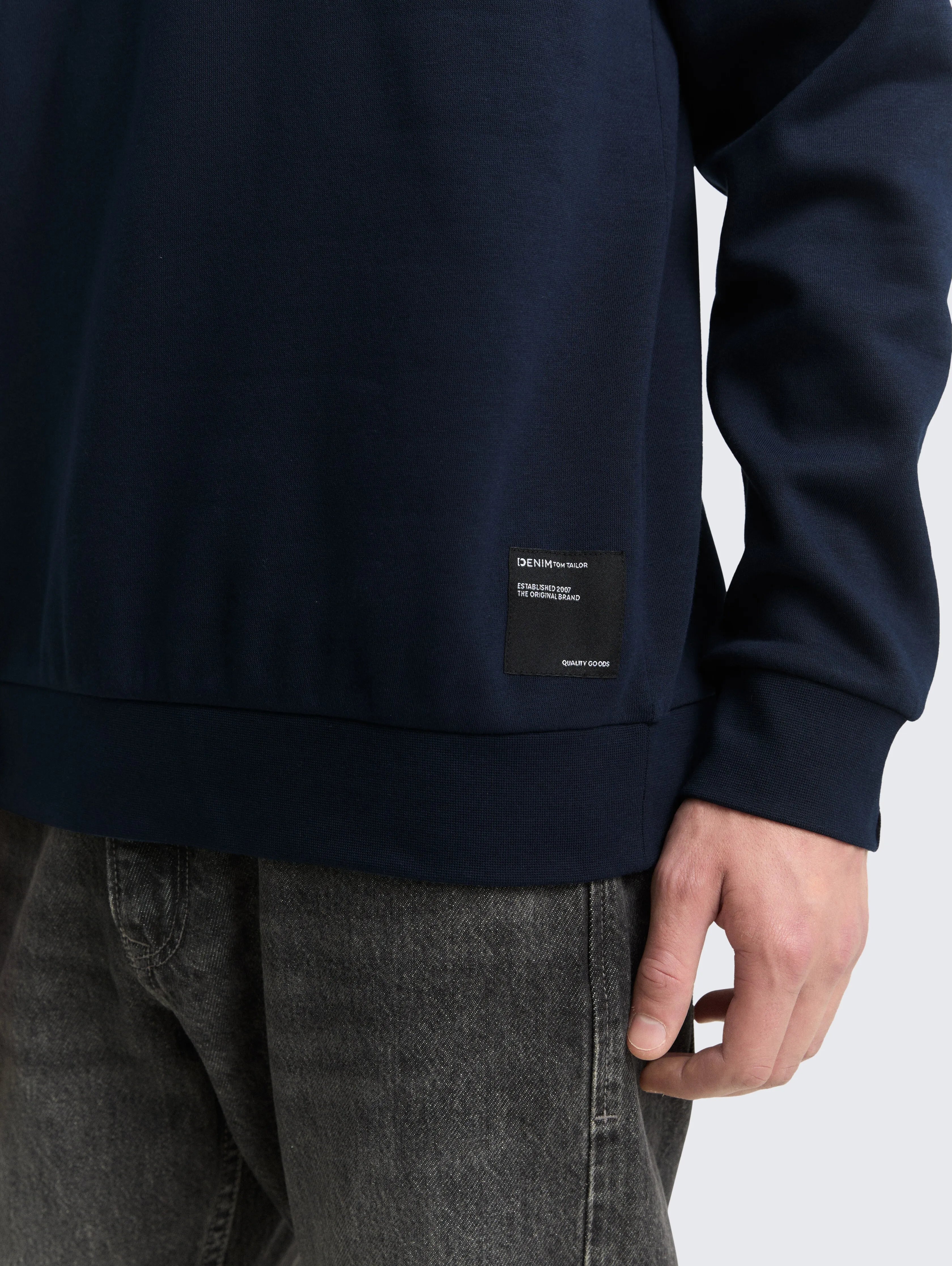 Tom Tailor_Beige_Hoodie Sweatshirt with Logo Badge_1049017_10668_05