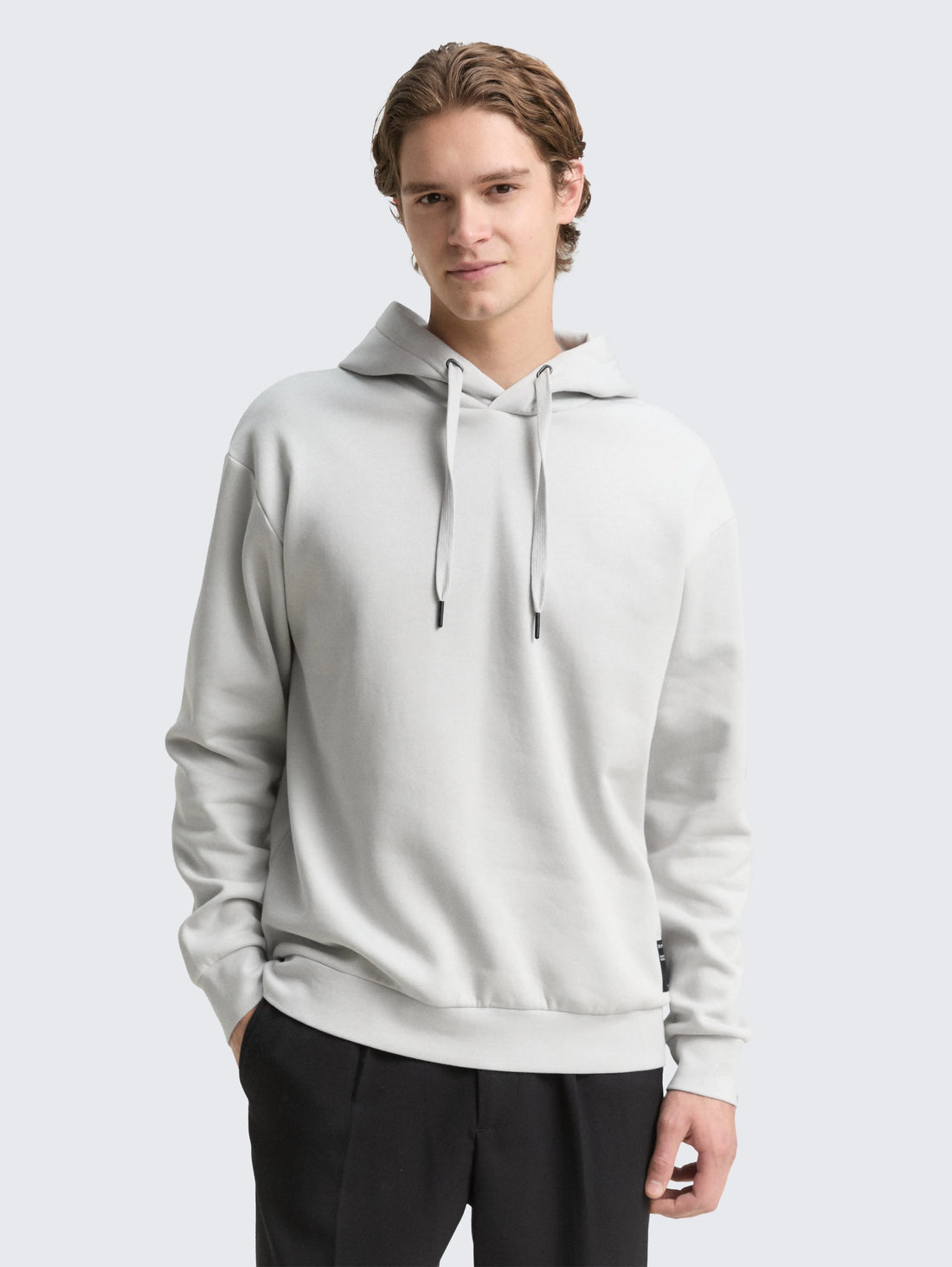 Tom Tailor_Beige_Hoodie Sweatshirt with Logo Badge_1049017_15277_02