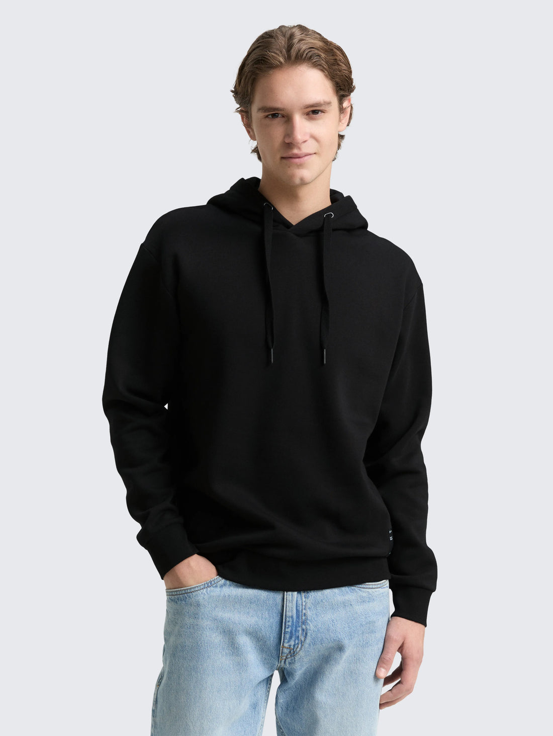 Tom Tailor_Black_Hoodie Sweatshirt with Logo Badge_1049017_29999_02