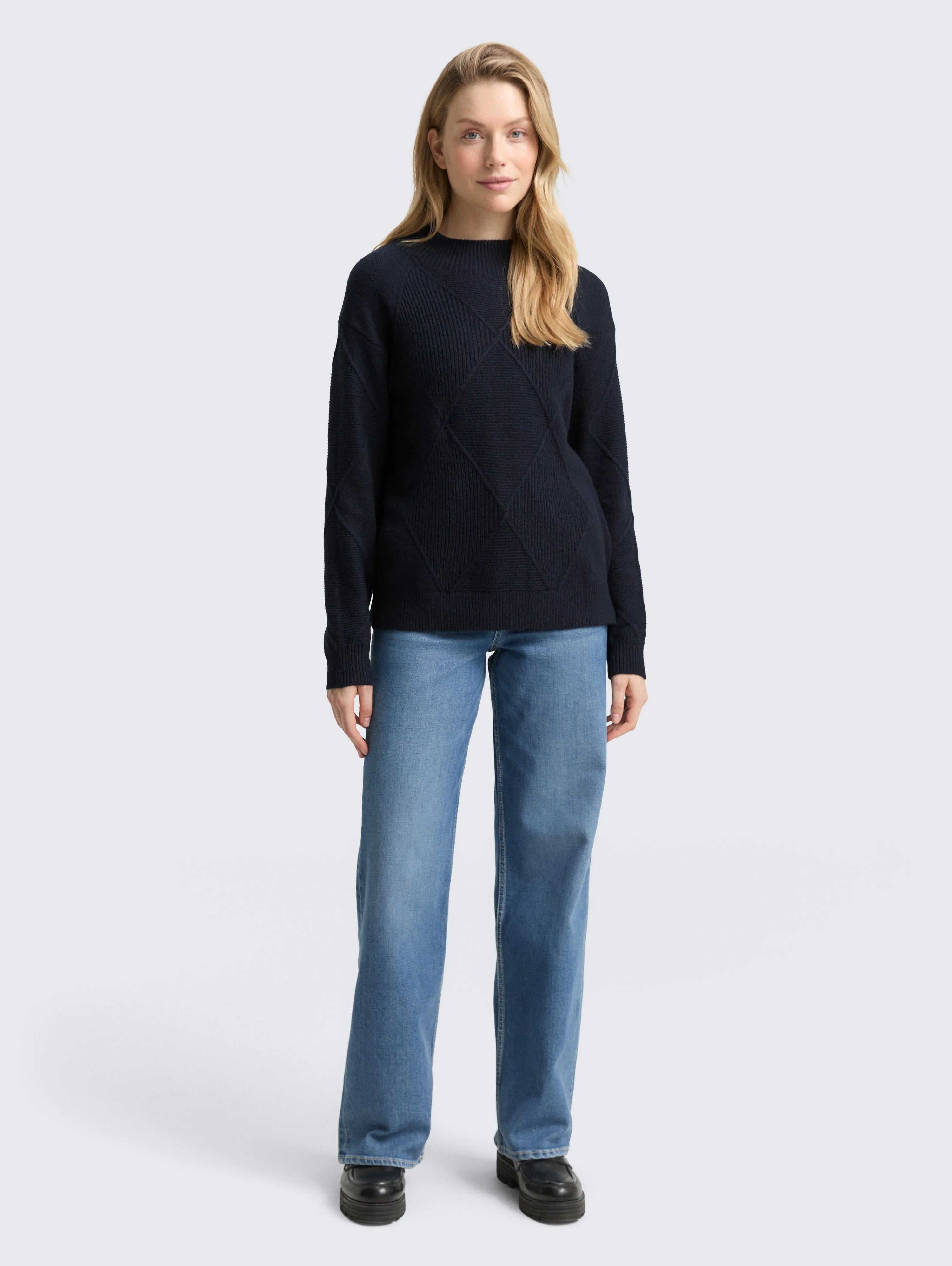 Tom Tailor_0_Loose Fit Knitted Jumper with Stand-Up Collar_1049140_10668_02