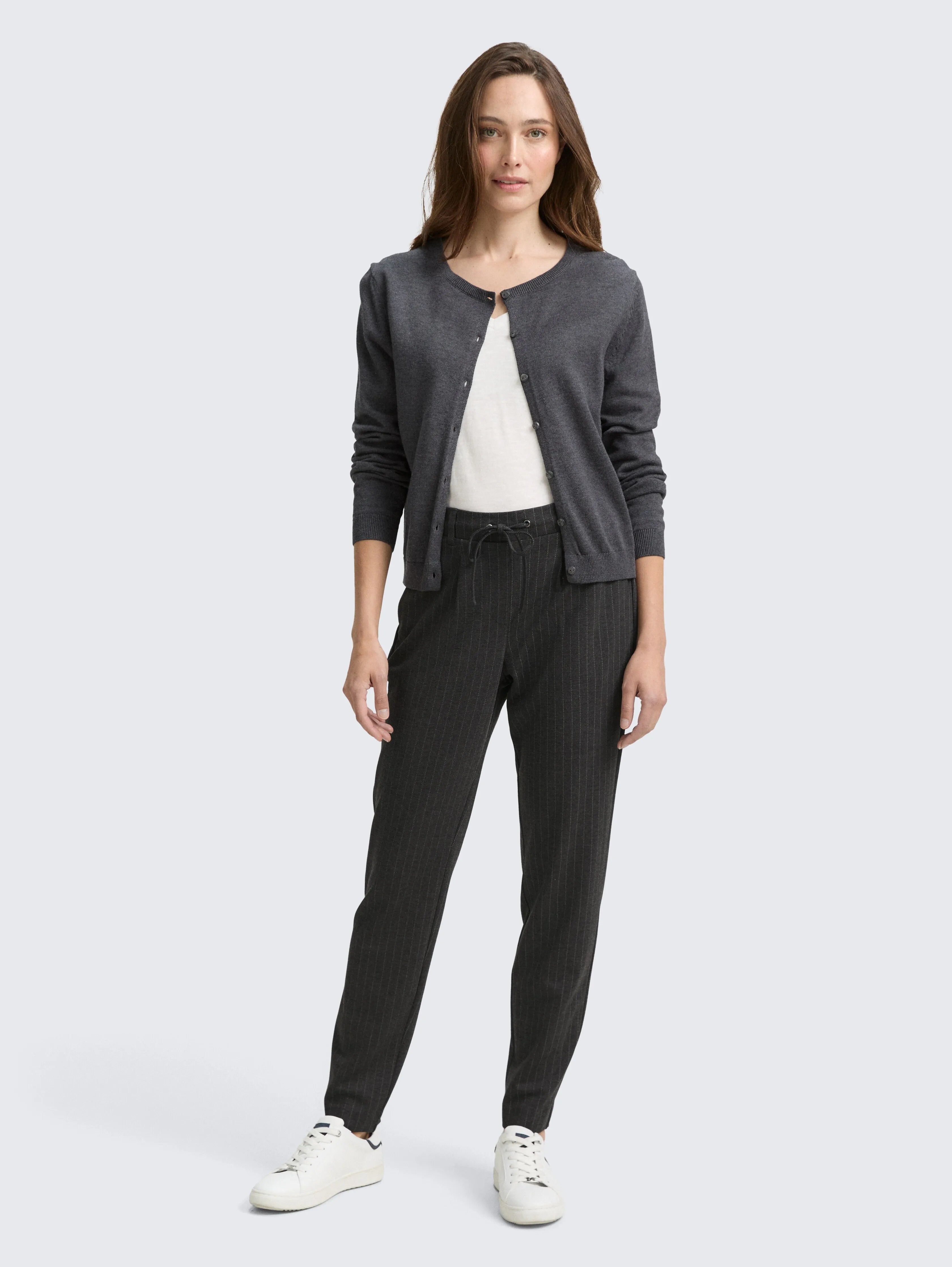 Tom Tailor_0_Loose Fit Trousers with Pinstripes_1049380_38651_01