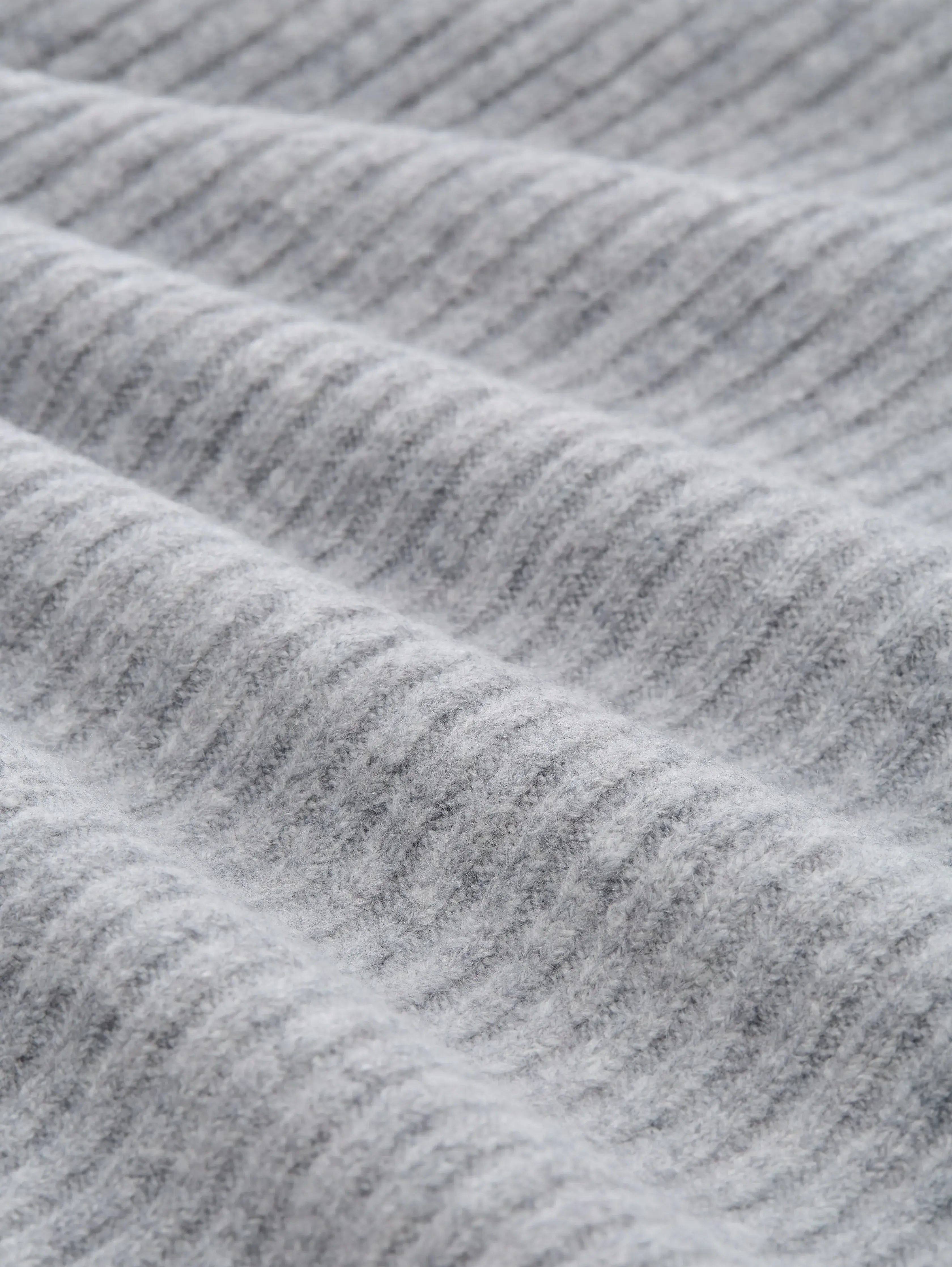 Tom Tailor_0_Midi Knit Dress with Stand-Up Collar_1049381_10658_06