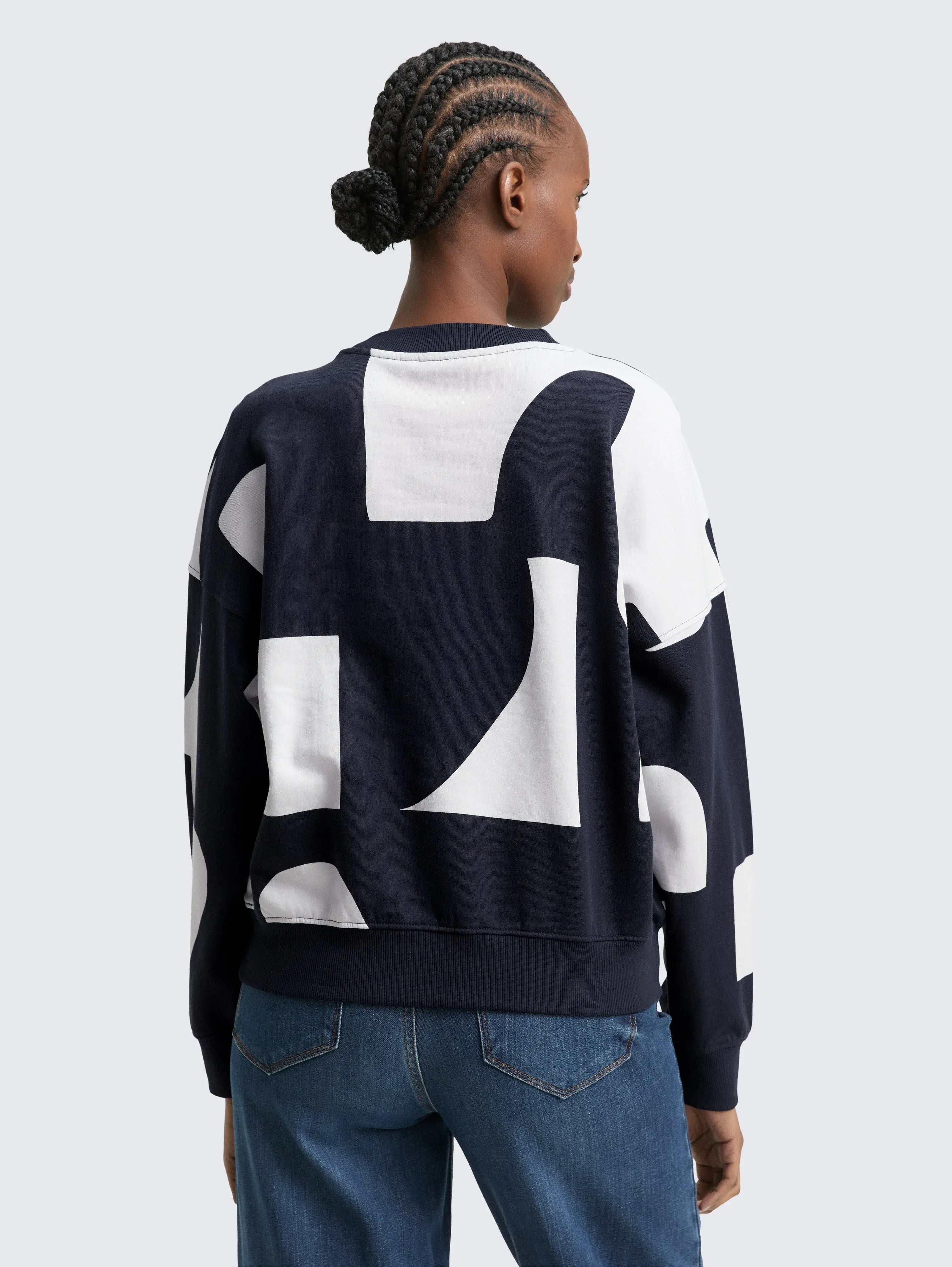 Tom Tailor_0_Loose-Fit Sweatshirt with Pattern_1049413_38859_03
