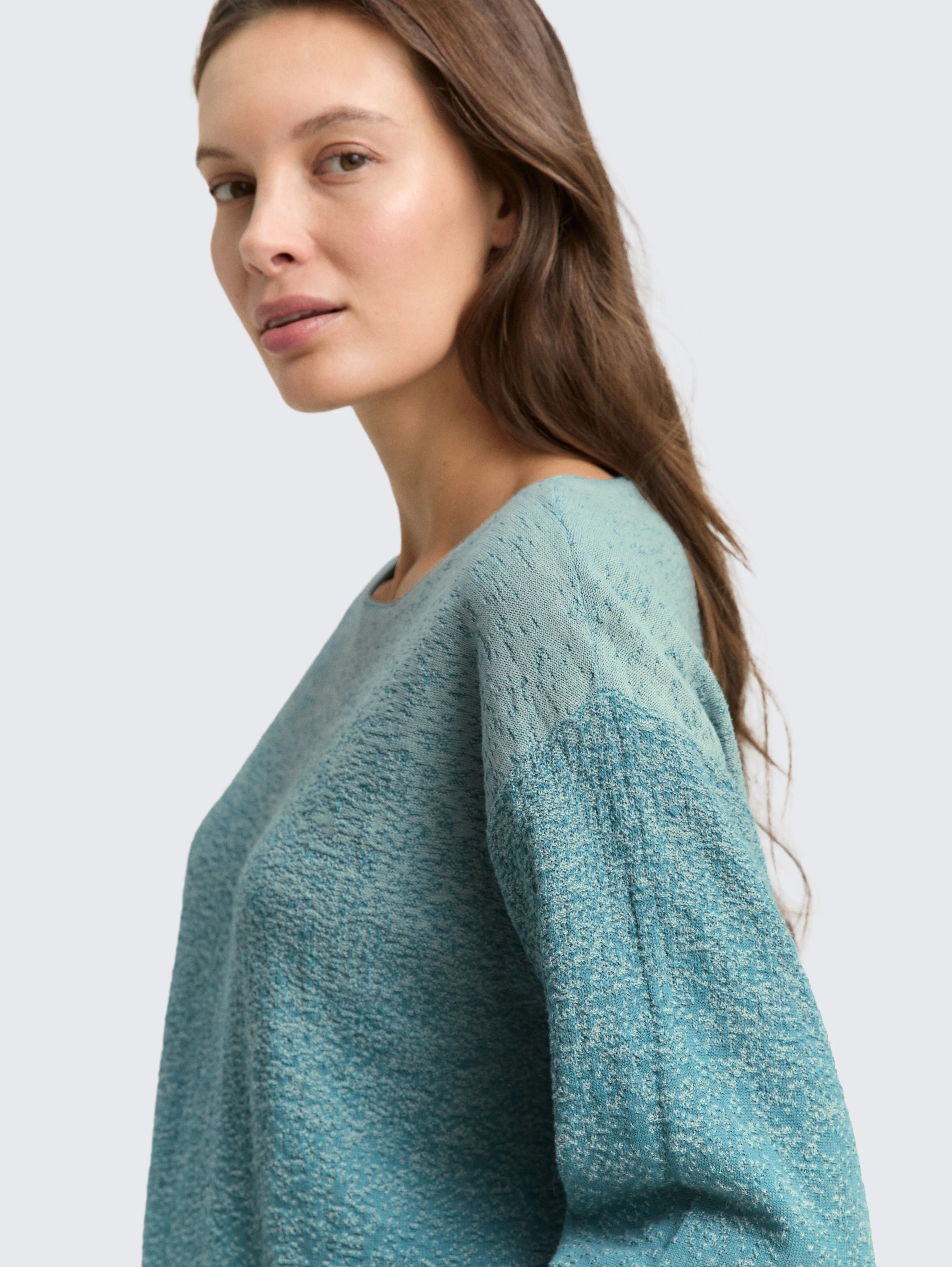 Tom Tailor_Gray_Loose Fit Knitted Jumper with Colour Gradient_1049487_39411_05