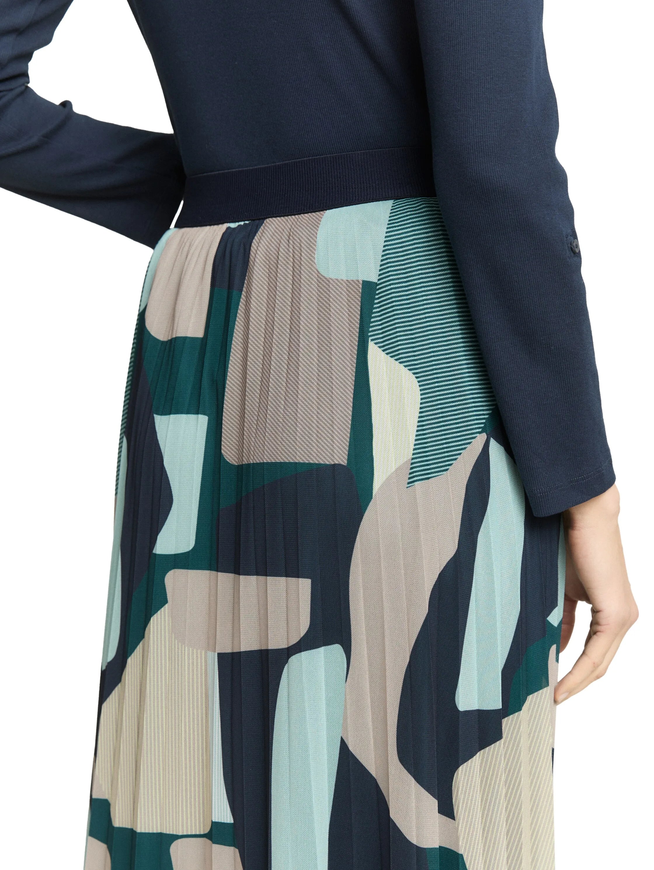 Tom Tailor Abstract Stripe Print Women Midi Mesh Skirt with Pattern SKU: 1049836_39722 Image 04