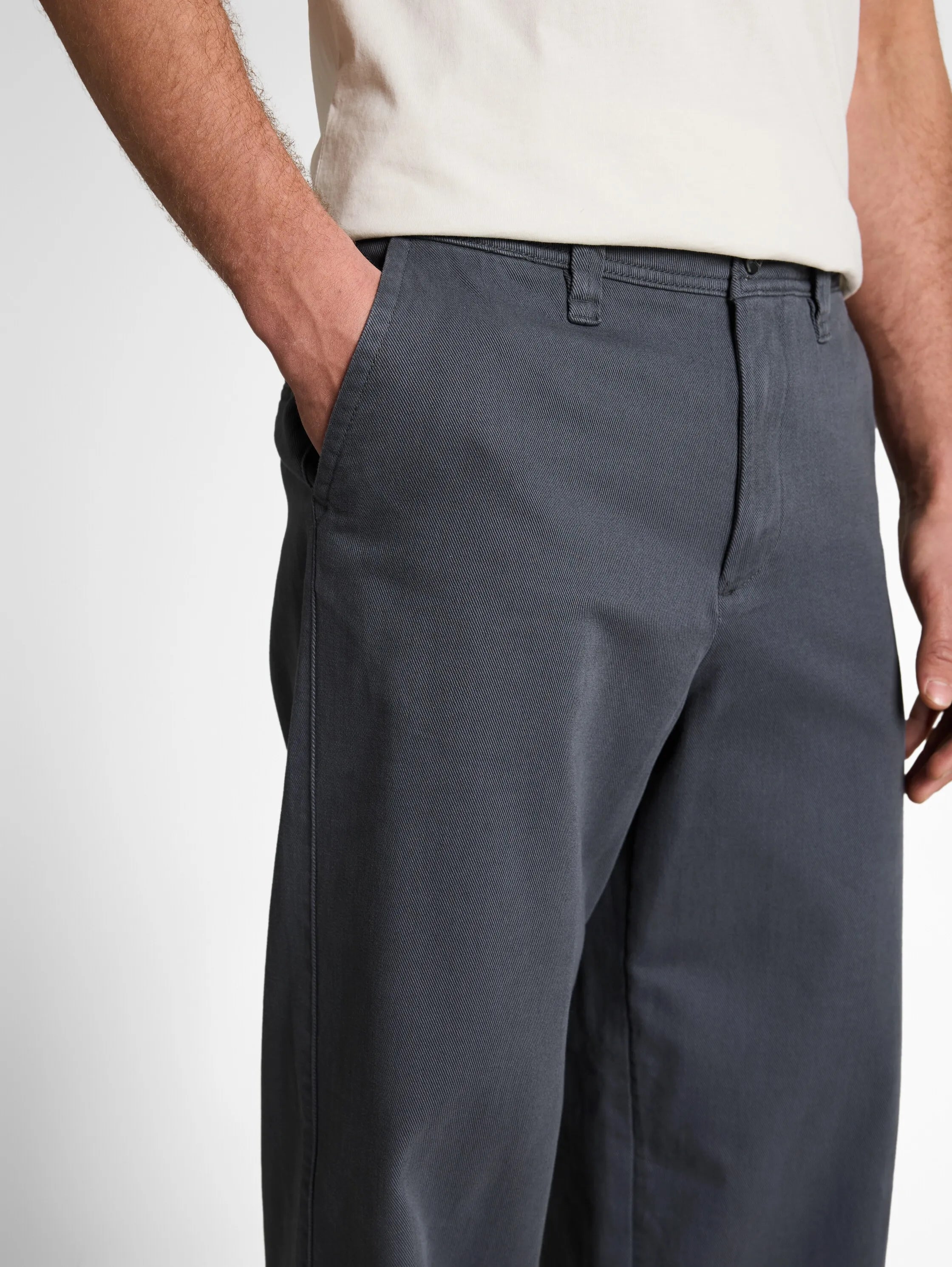 Denim Tom Tailor Urban Medium Grey Men Ttloose Cotton Chino Trousers SKU: 1051897_21756 Image 04