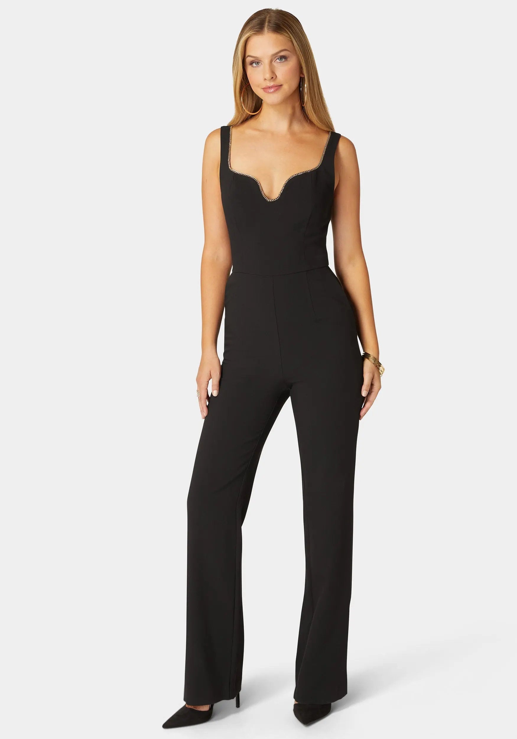 Plunging U Neck Chain Detail Wide Leg Jumpsuit_108555_BLACK_01