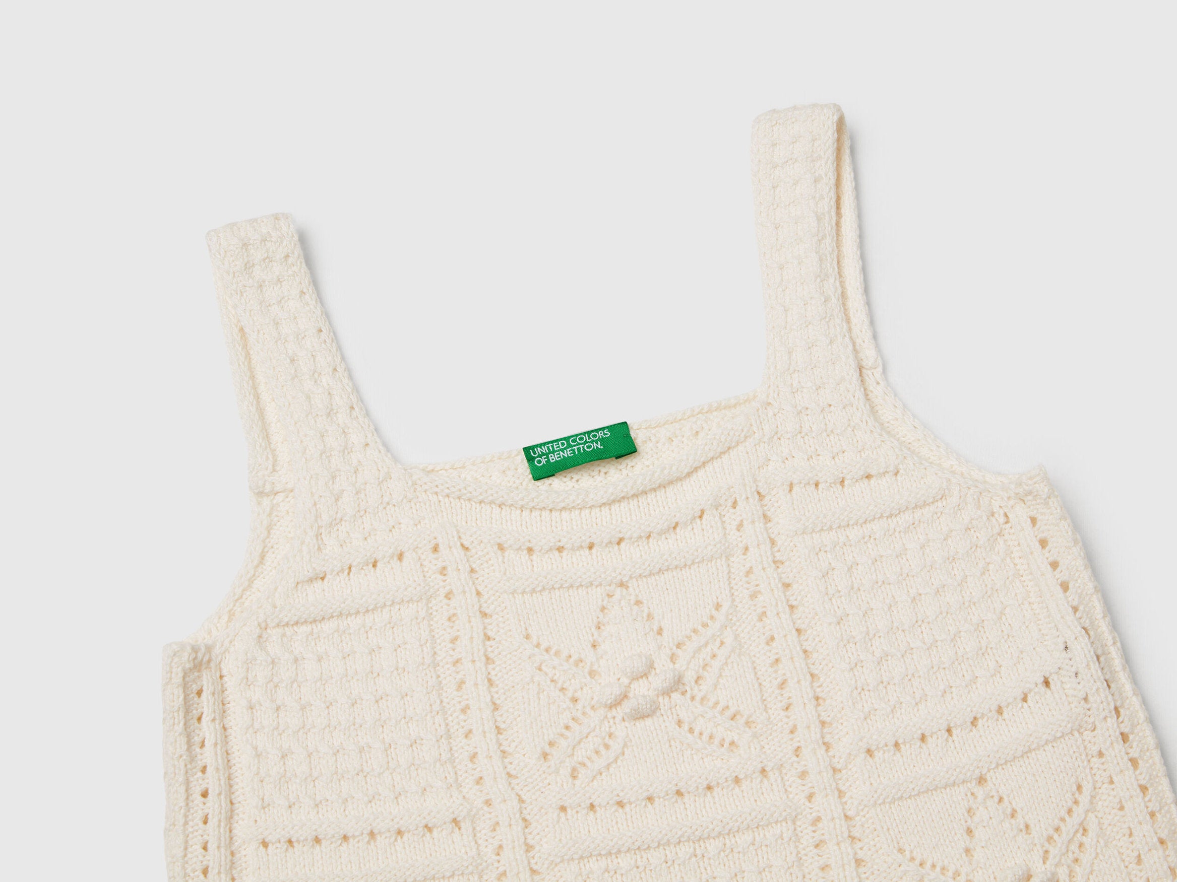 Benetton_Knitted Top with Stars_114FQH00B_674_03