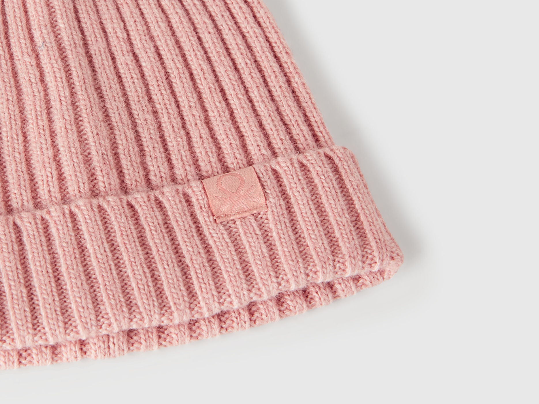 Benetton_Soft Pink_Hat in Wool Blend_126WGA006_12U_03