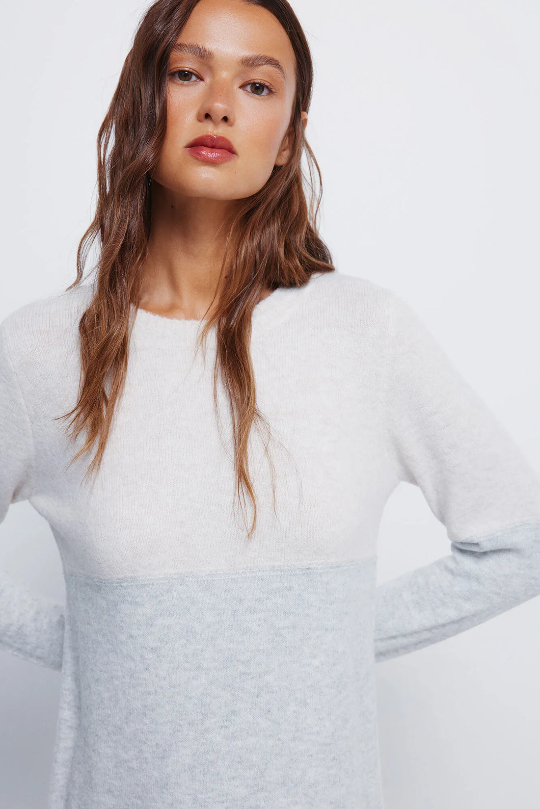 Springfield_grey_Short Color Block Jersey-Knit Dress_1332574_47_02