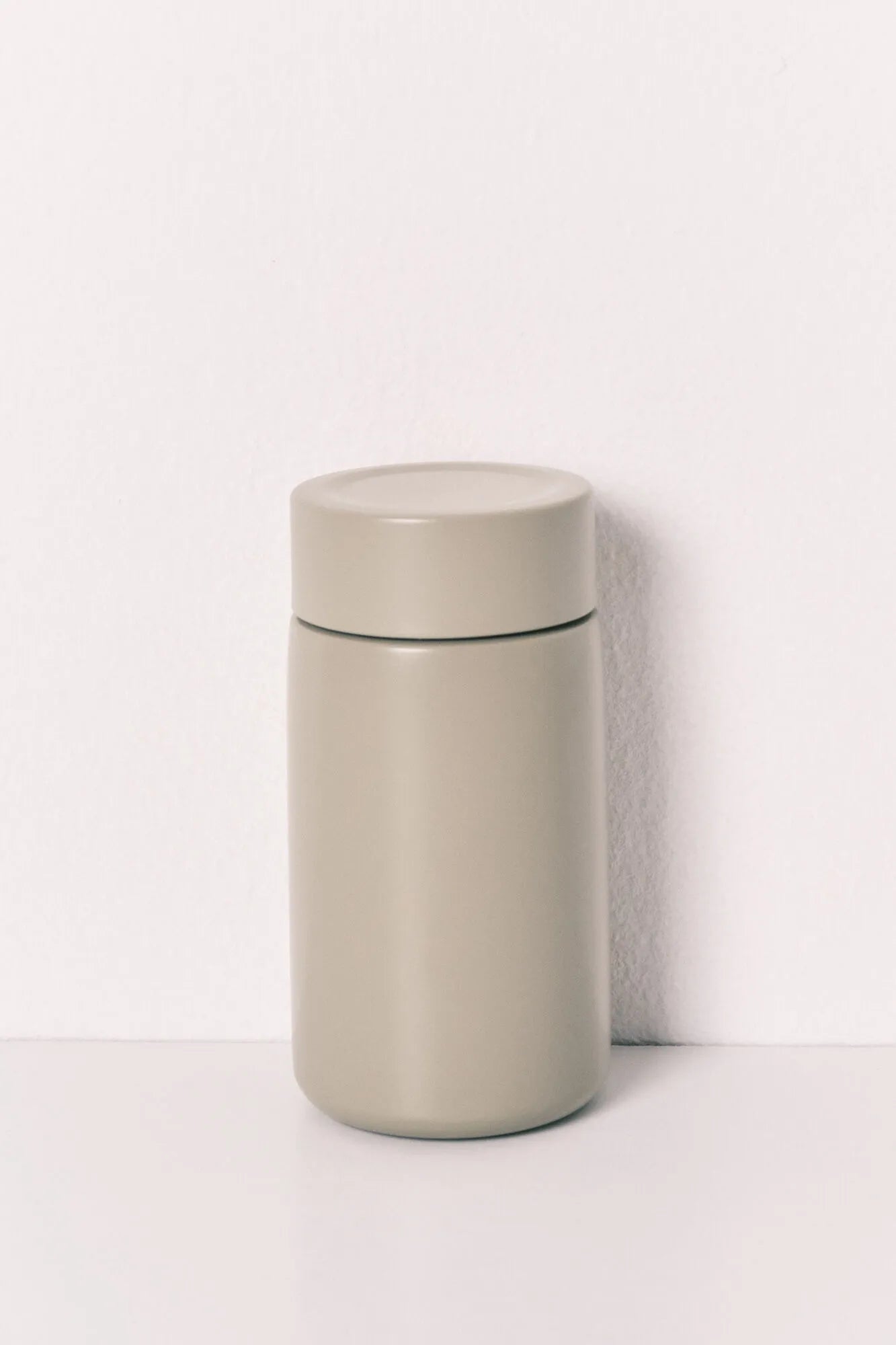 Women Secret_Green_Green Metal Logo Bottle_1373566_22_03