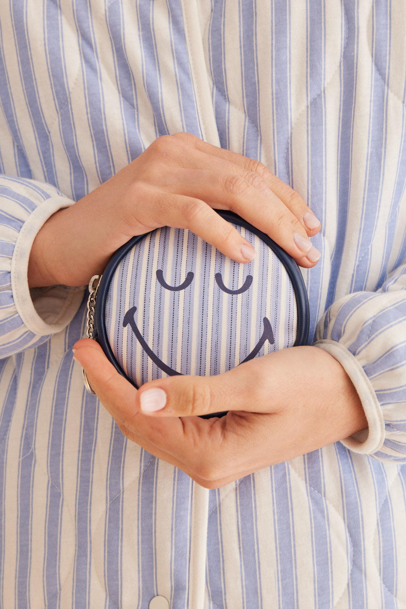 Purses_1377588_15_01