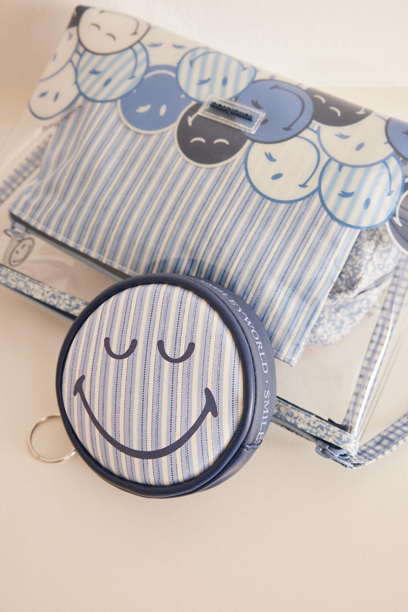 Purses_1377588_15_03