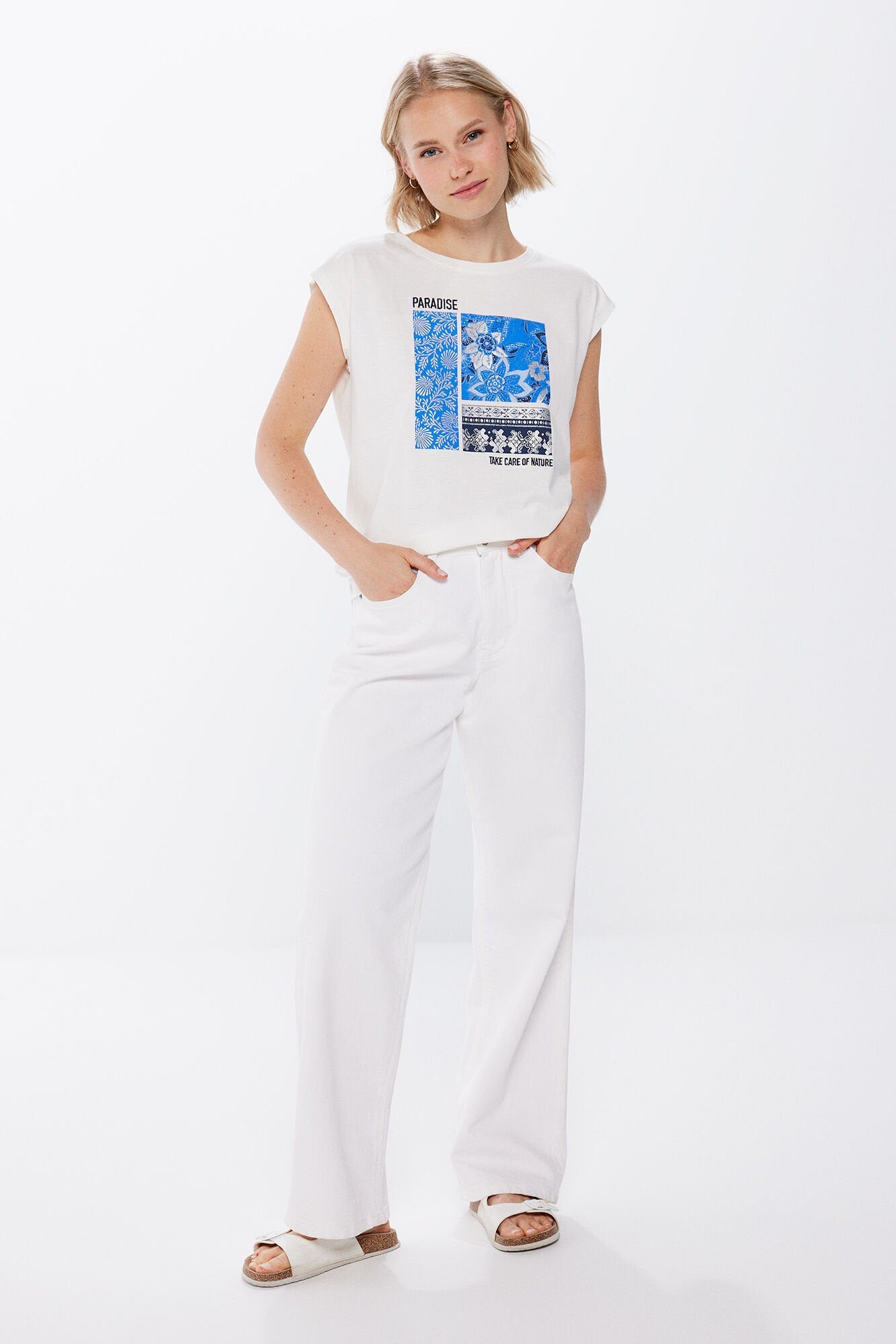 "Paradise" T-Shirt_1388311_99_02