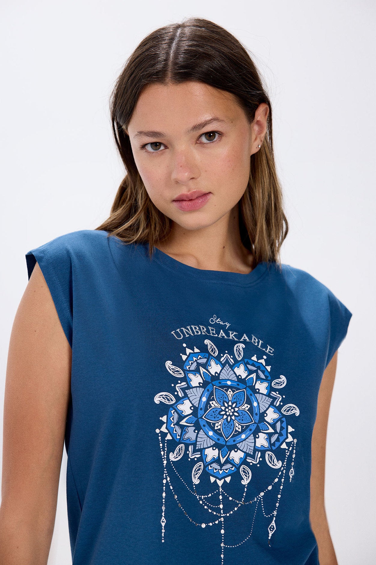 "Unbreakabale" T-Shirt_1388313_20_02