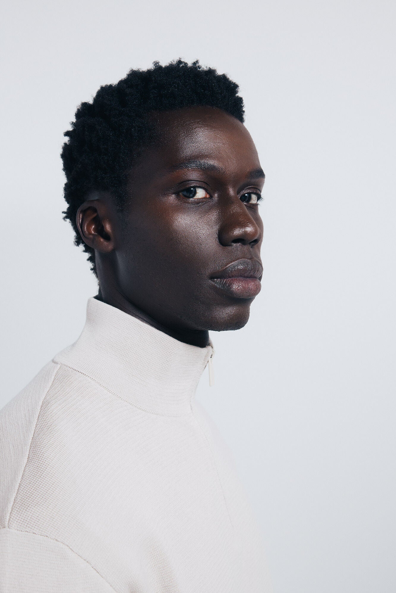 Springfield_Sand_Milano Zip Fastening Jumper_1402498_38_02