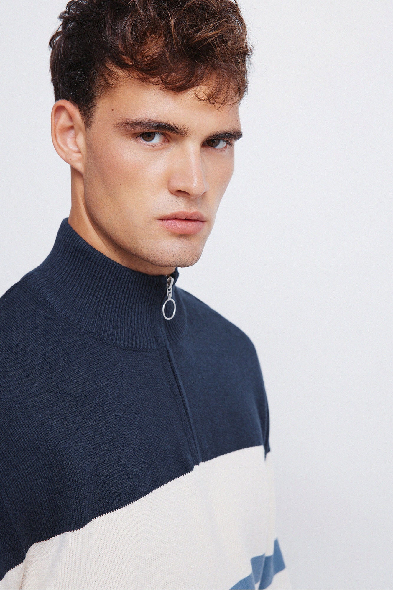 Springfield_Navy_Color Block Zip Fastening Jersey_1402517_10_02