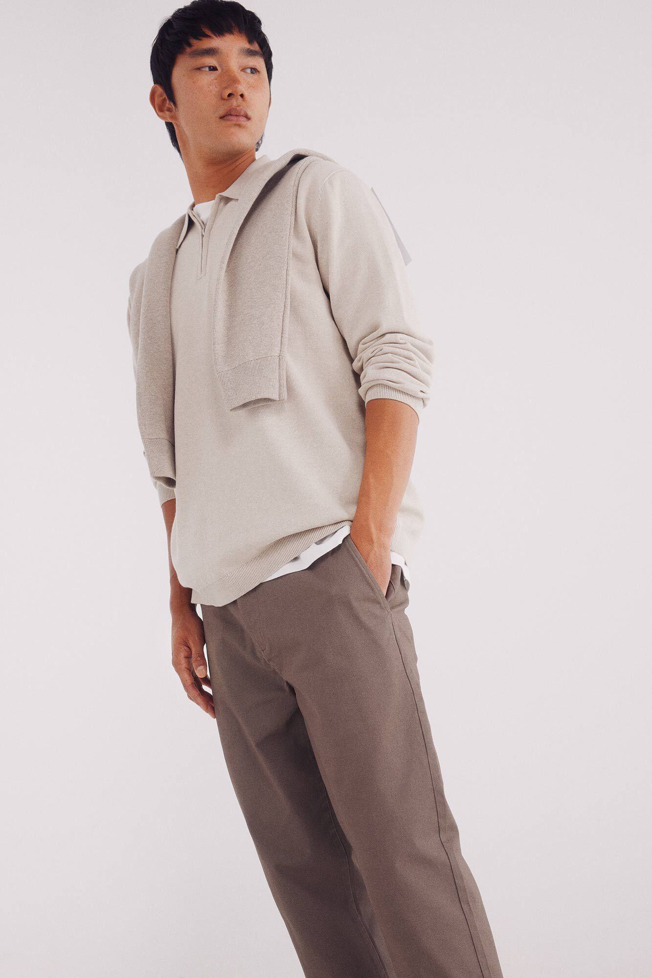 Springfield_Brown_Slim Fit Micro-Printed Chinos Pants_1552727_35_03