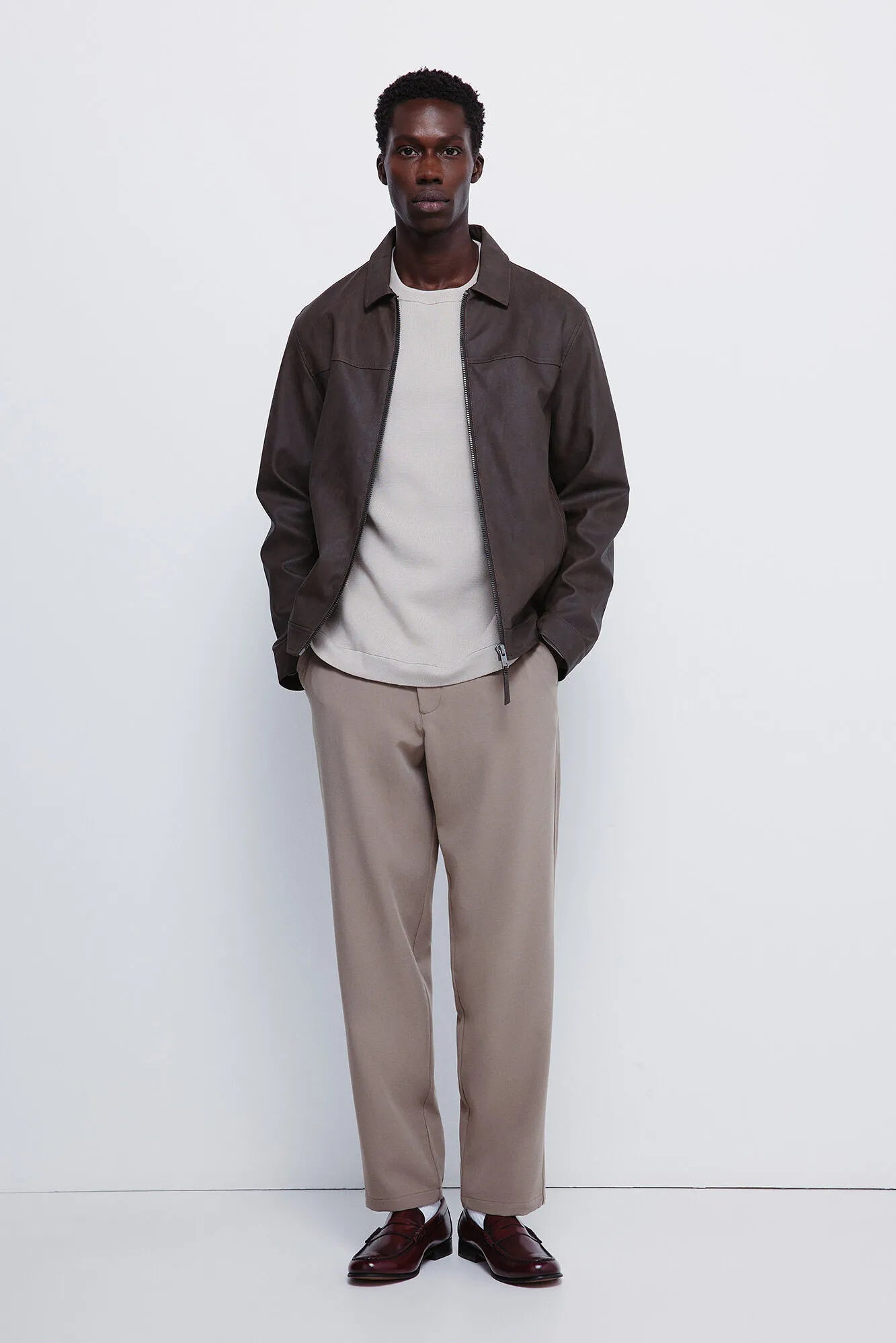Springfield_Sand_Fluid Jogger Trouser_1552738_36_01