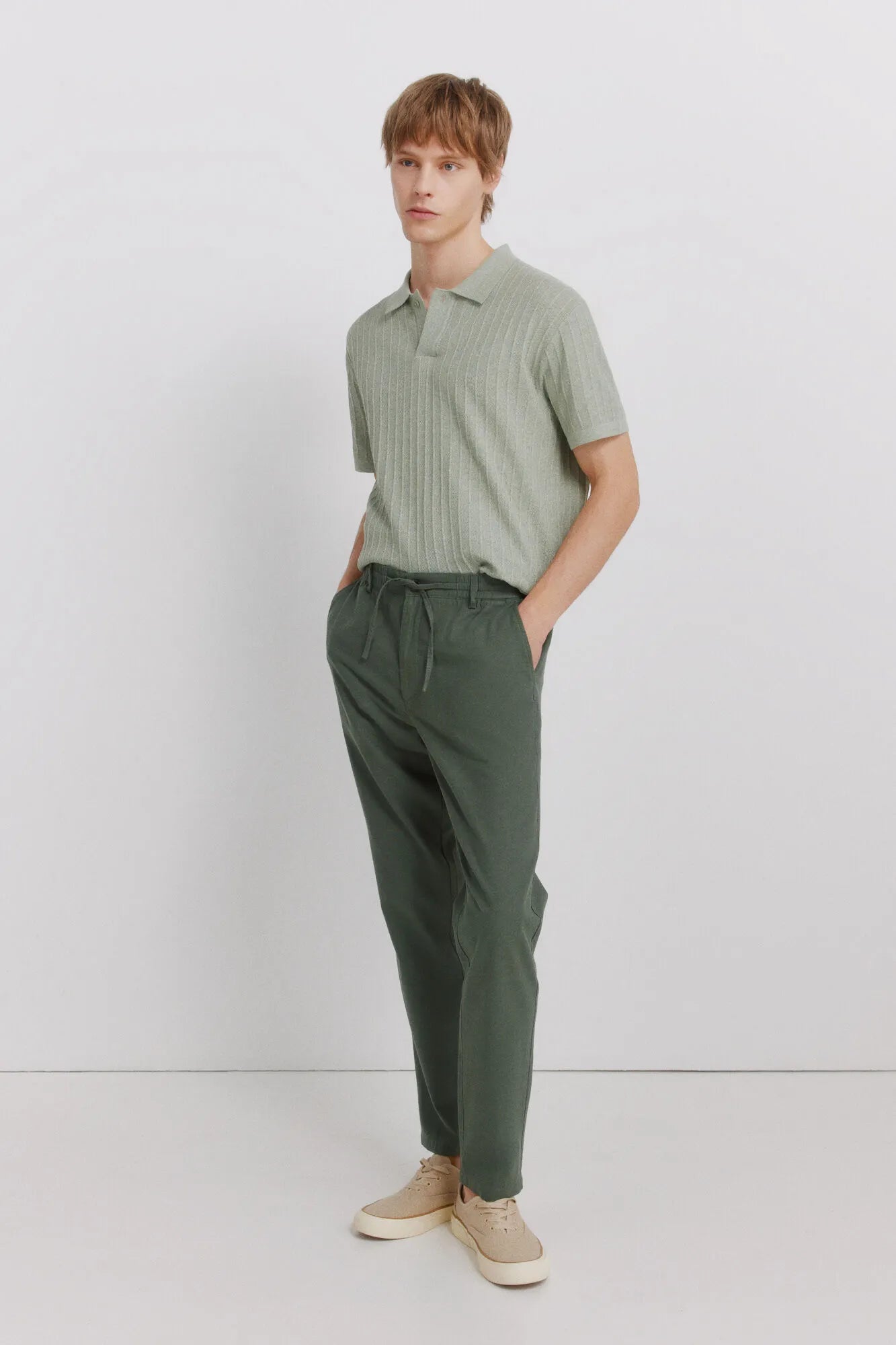Springfield Khaki Men Linen Comfort Fit Chinos SKU: 1553735_92 Image 01