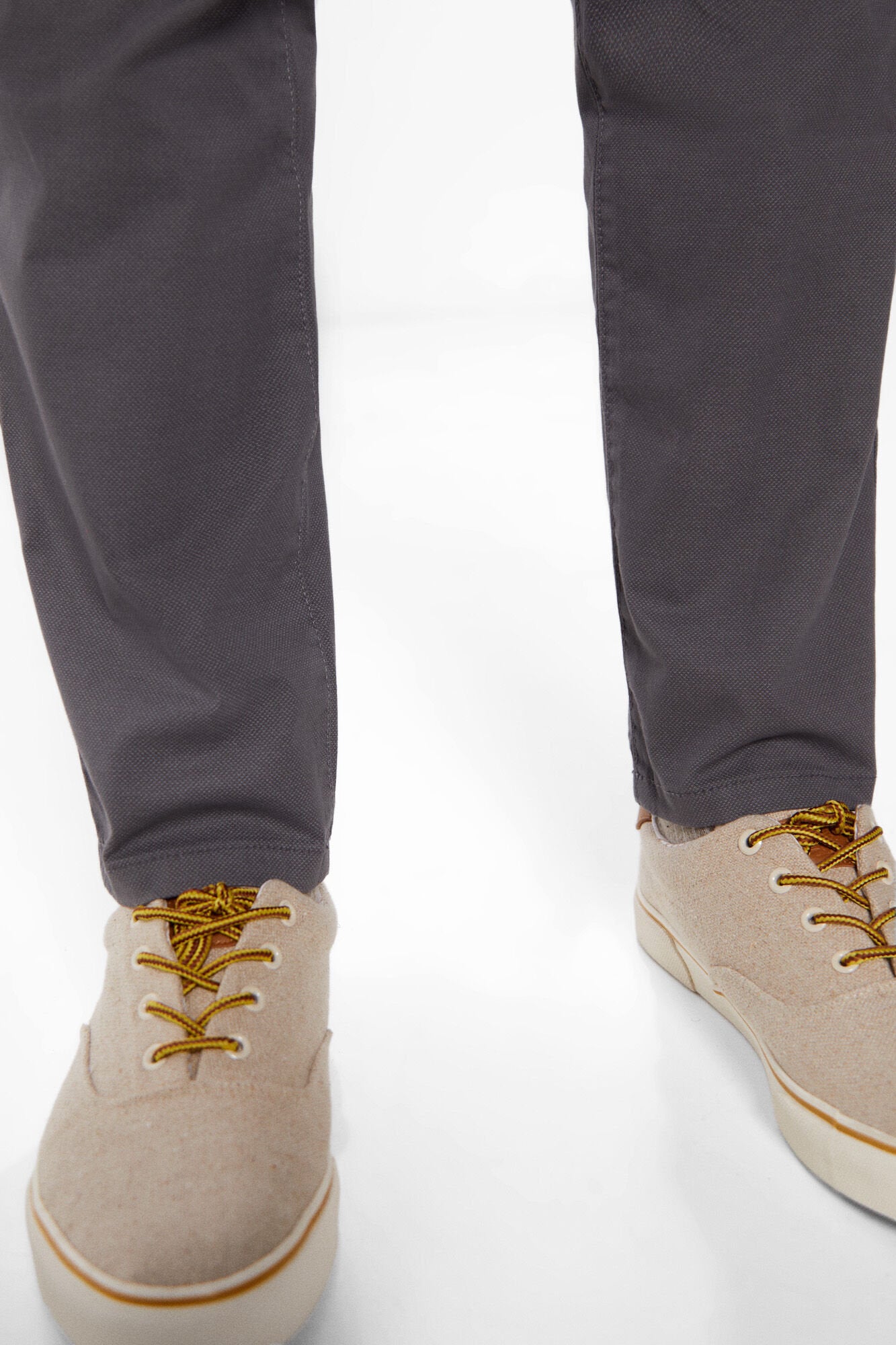 Standard Fit Chino Trousers_1557243_41_03