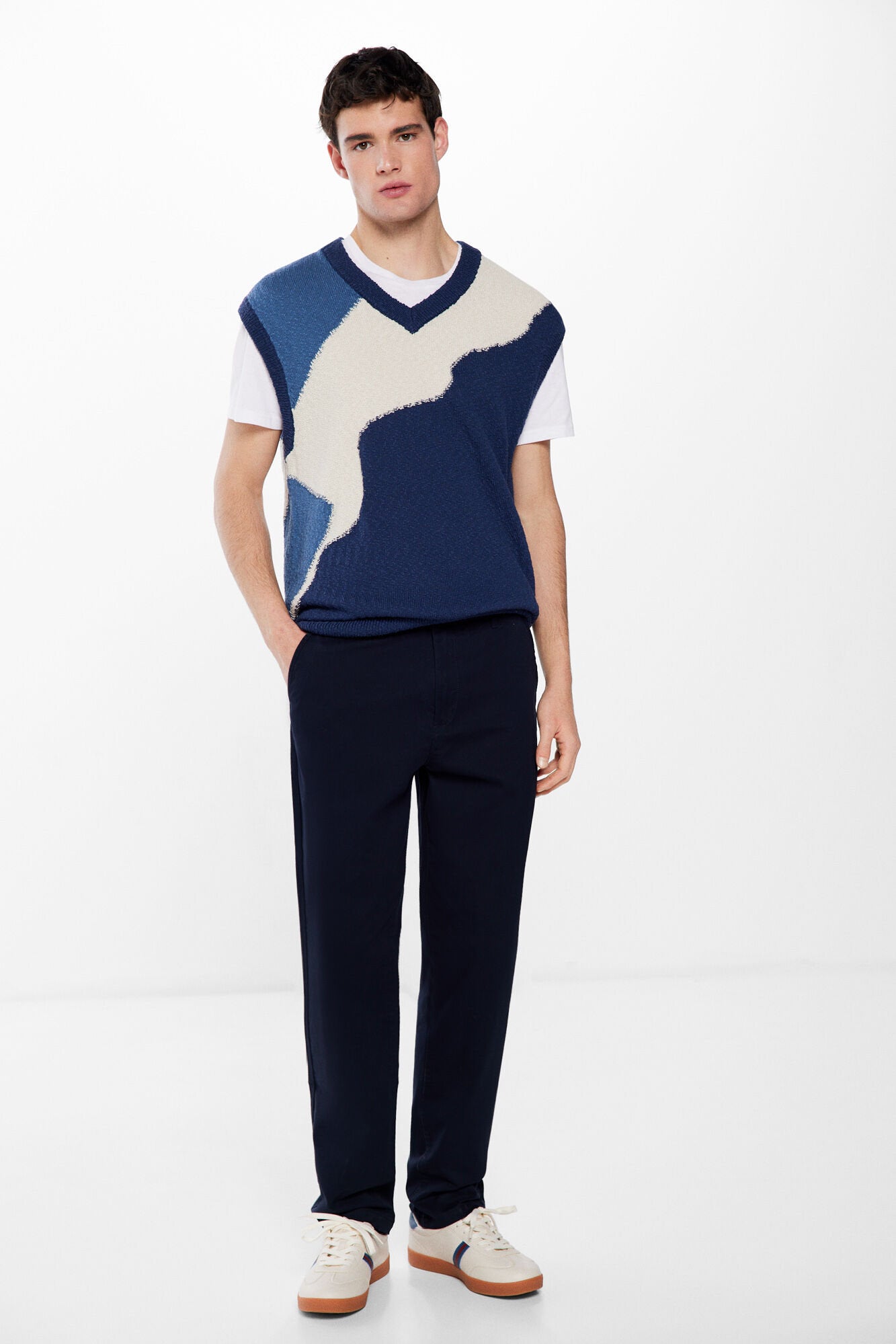 Loose Fit Chino Trousers_1557247_10_08